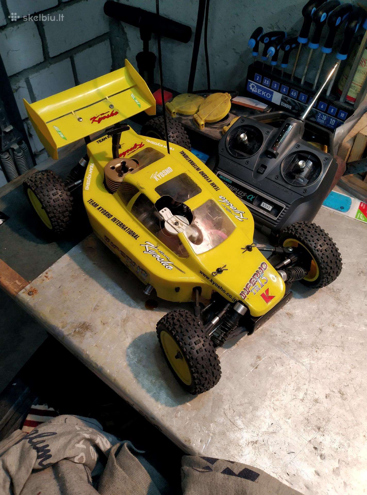 Kyosho Inferno Tr15 nitro RC masina