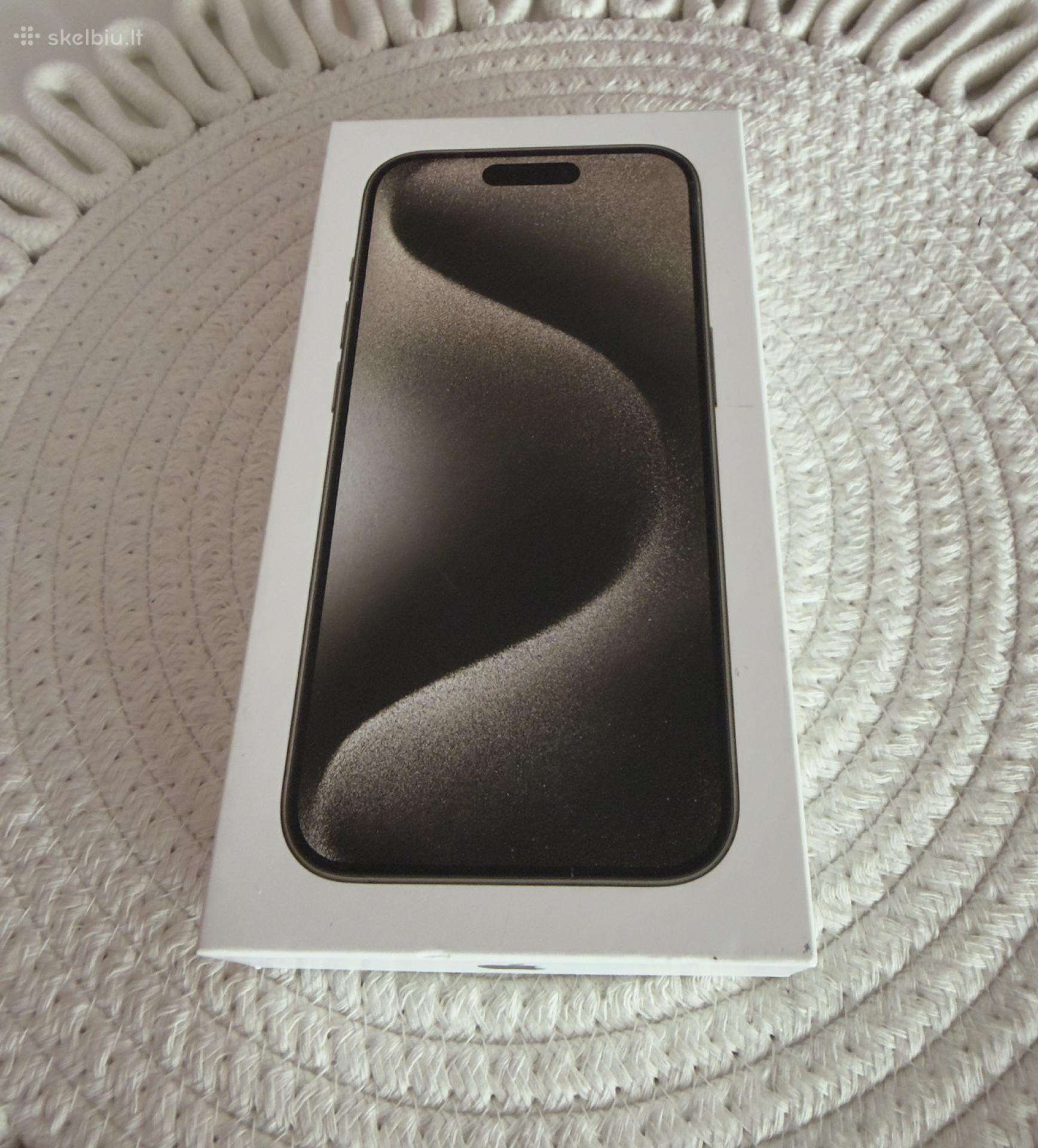 iPhone 15 pro 256 GB