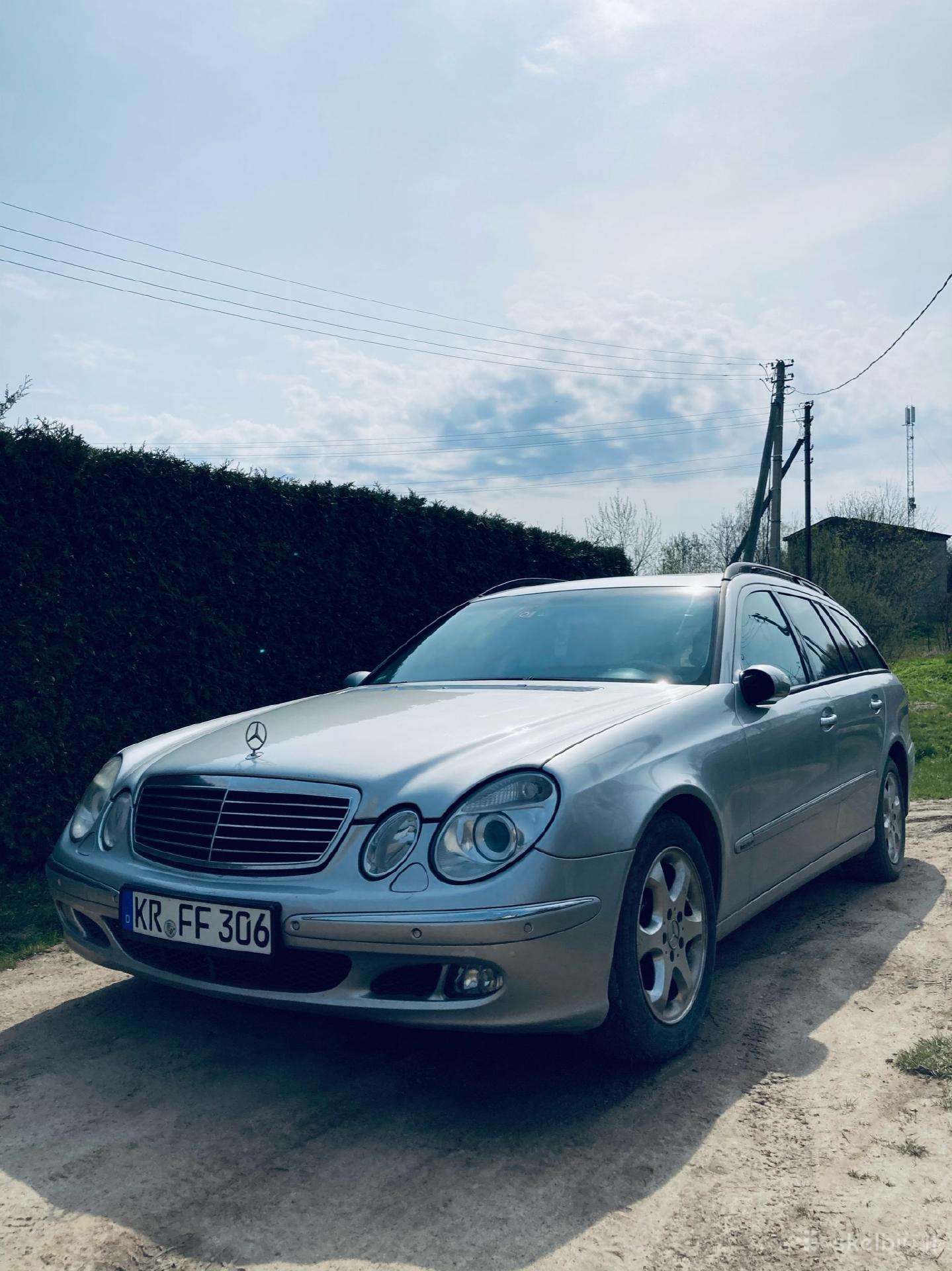 Mercedes E320 S211 Dalys