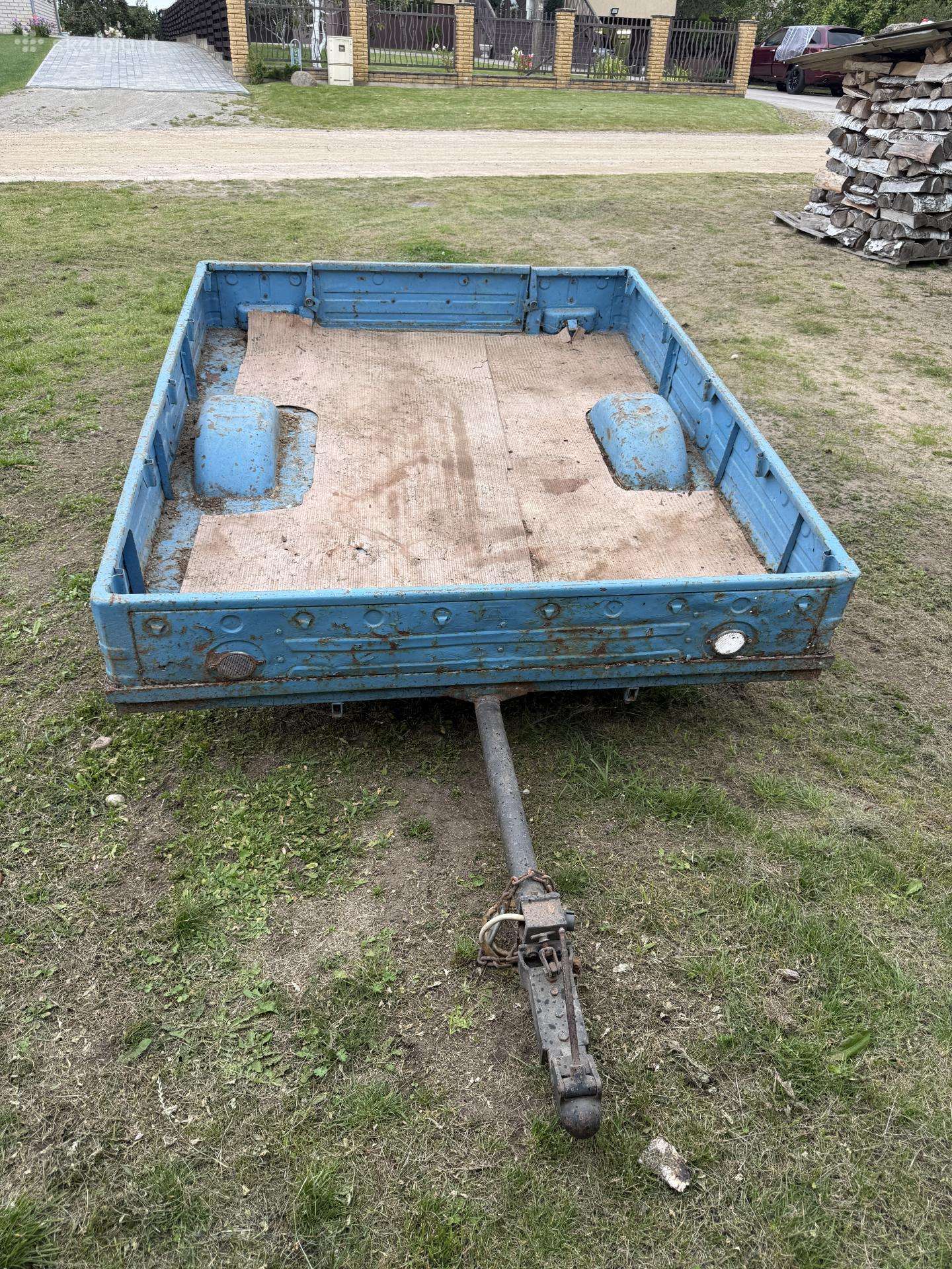 -Kita-, passenger car trailers
