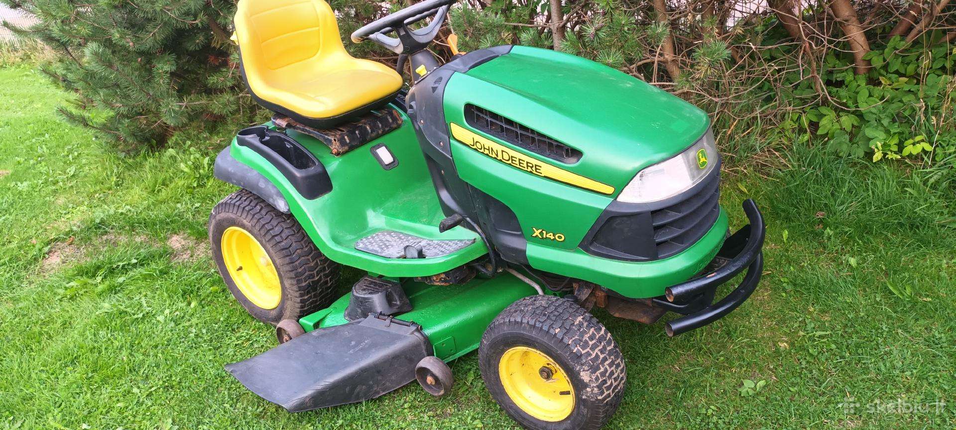 John Deere X140 V Twin 22