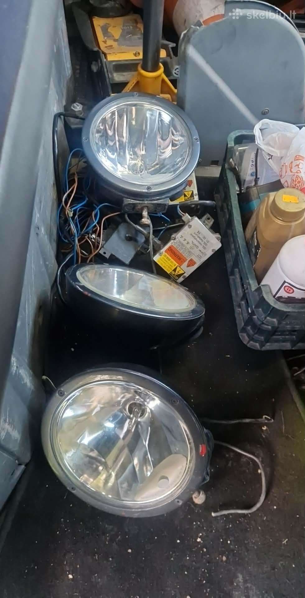 Xenon lempas .