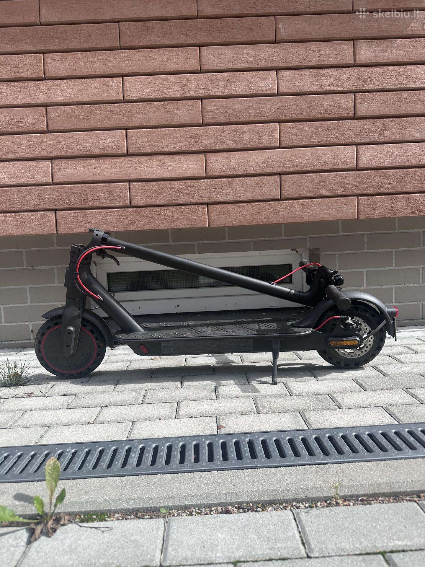 Xiaomi Mi Electric Scooter Pro 2