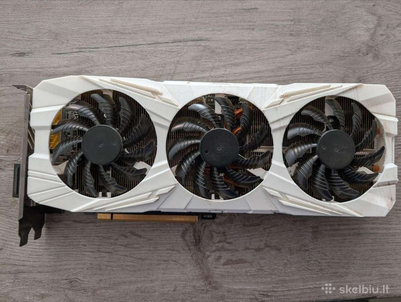 1080ti Gigabyte gaming balta 3 fan