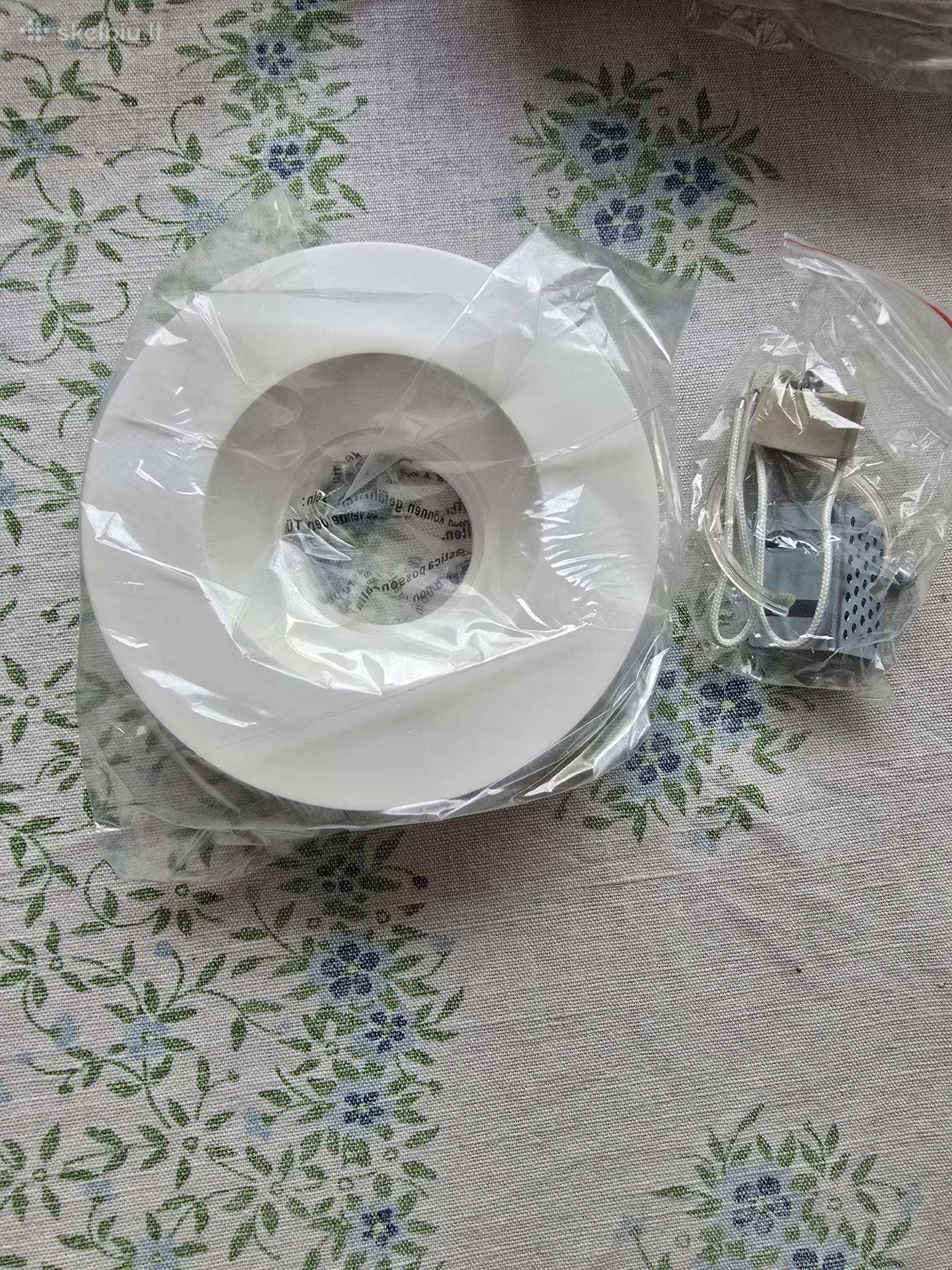 Įleidžiamas į gipsą šviestuvas