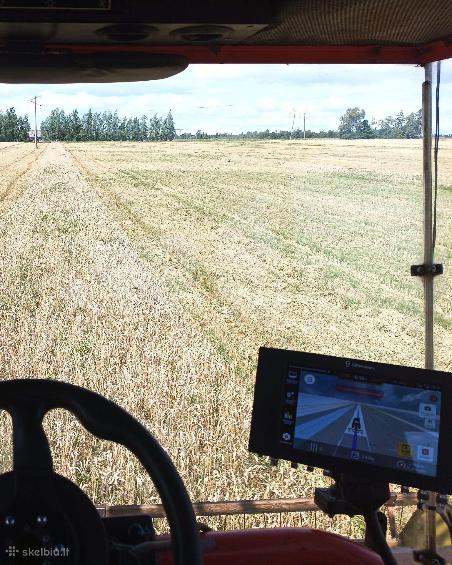 Dronningborg D7000, combine harvesters