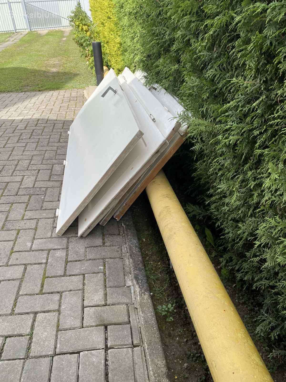 Dovanoju senas duris