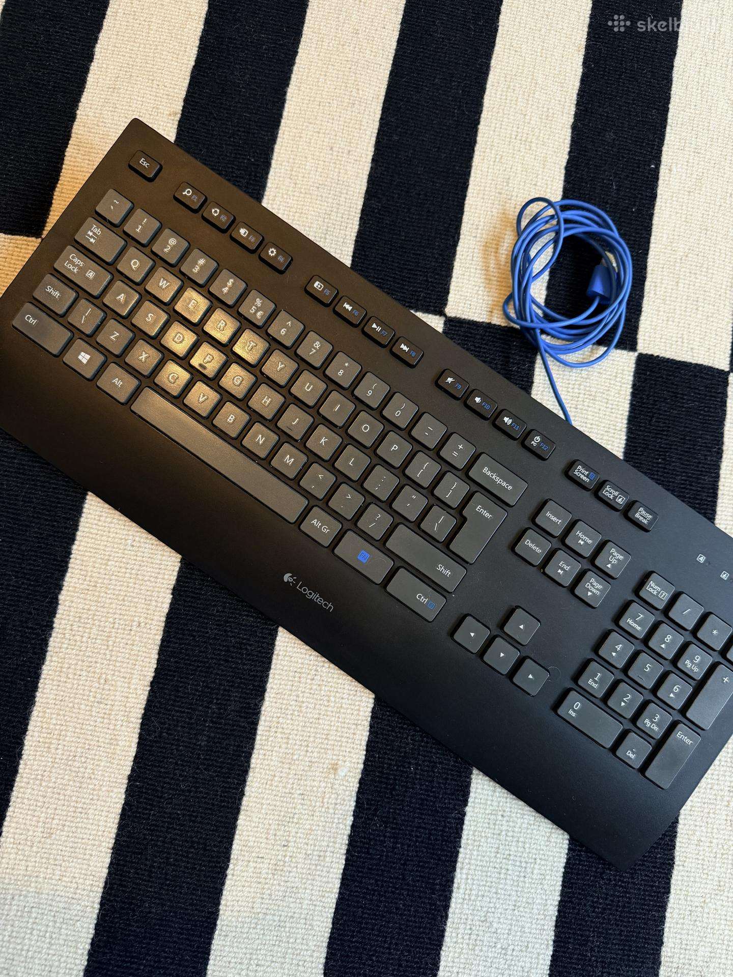 Logitech laidinė klaviatūra