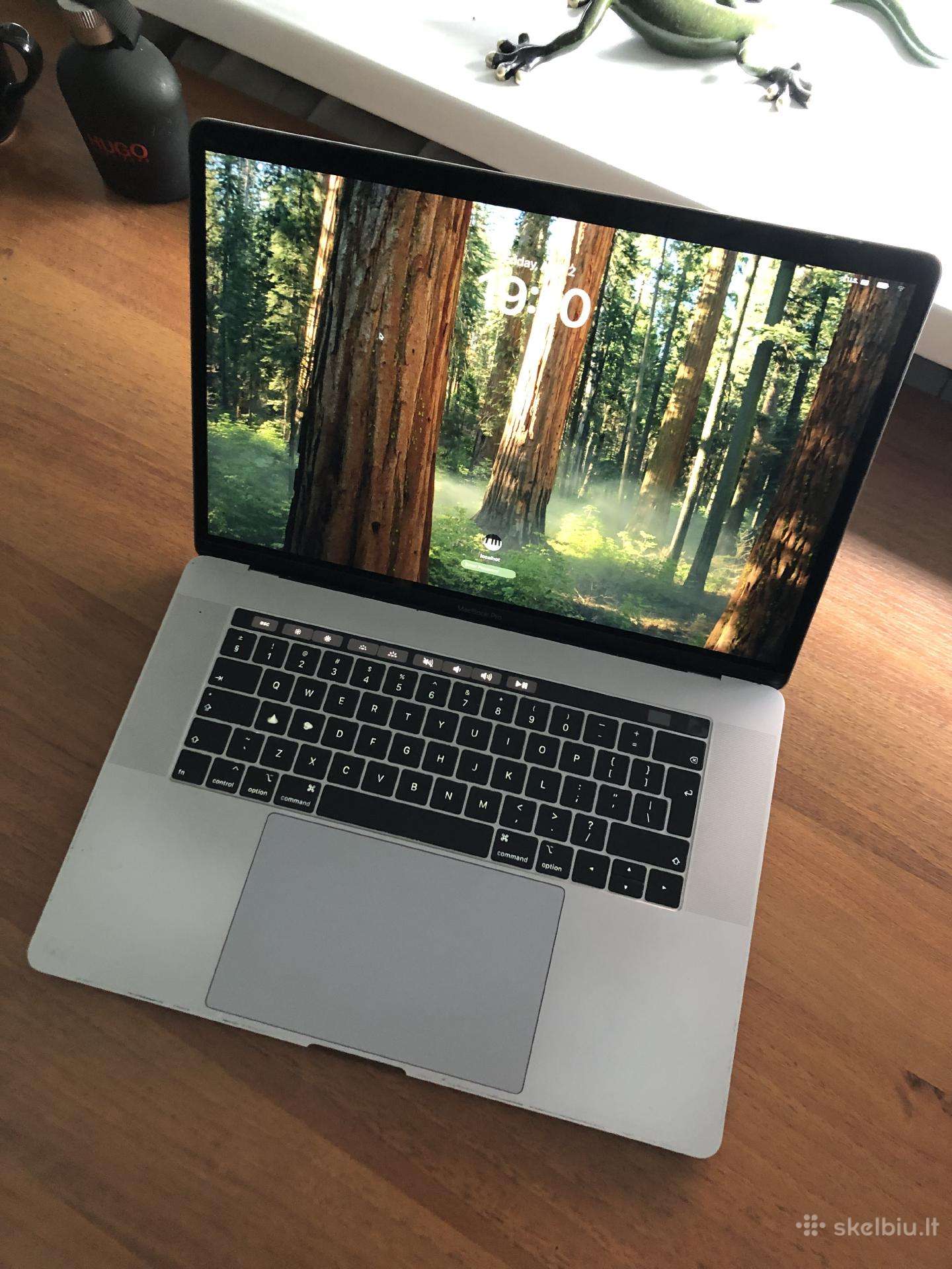 Apple MacBook Pro 15 (2018)