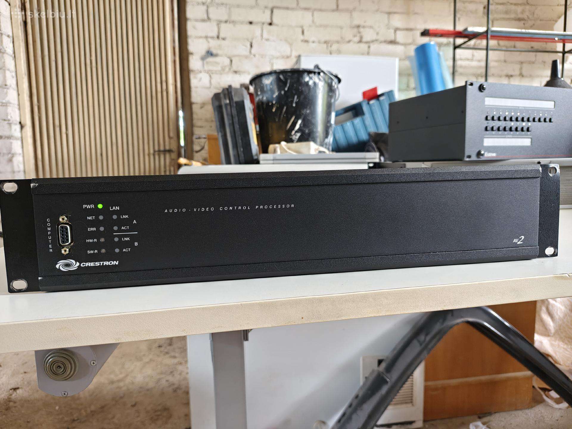 Crestron Av2 garso ir vaizdo valdymo procesorius