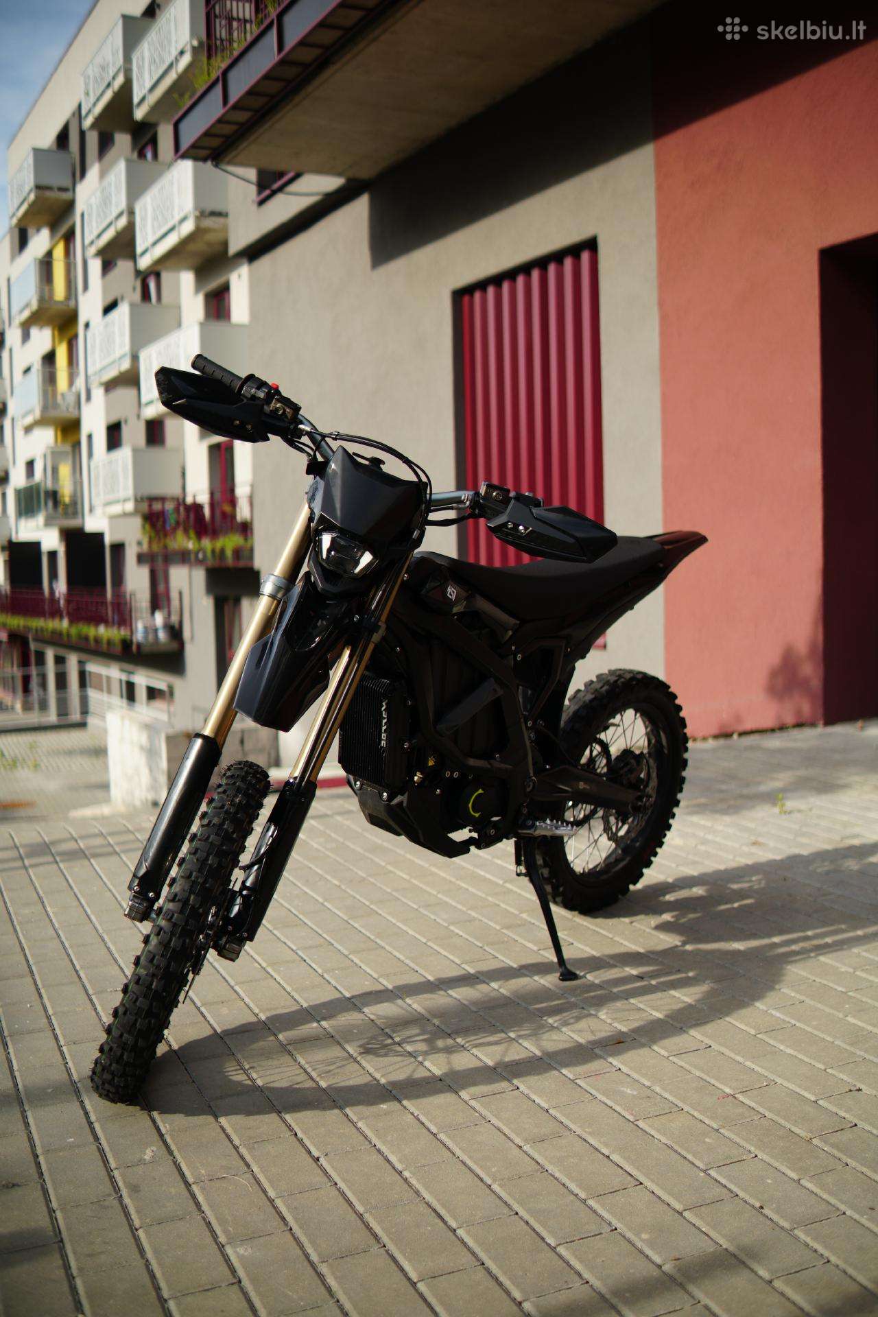 Surron Ultra Bee 2025 Juodas