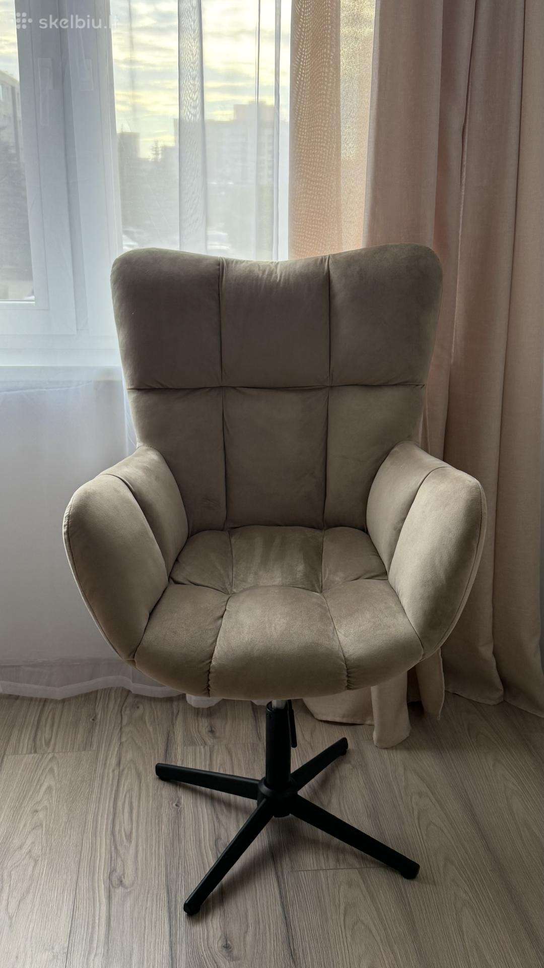 Rašomojo stalo kėdė - fotelis