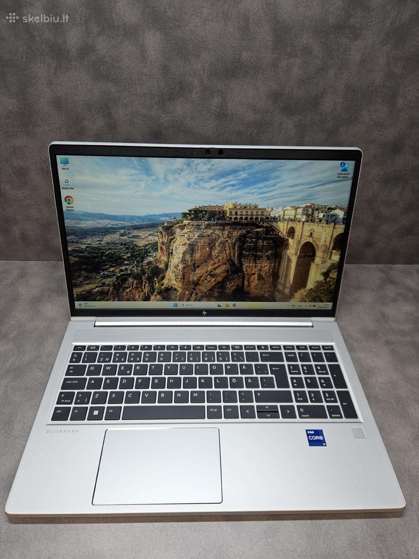 Elitebook/15.6"fhd Ips/ i7-1255u/ 32 RAM/ 1tb SSD