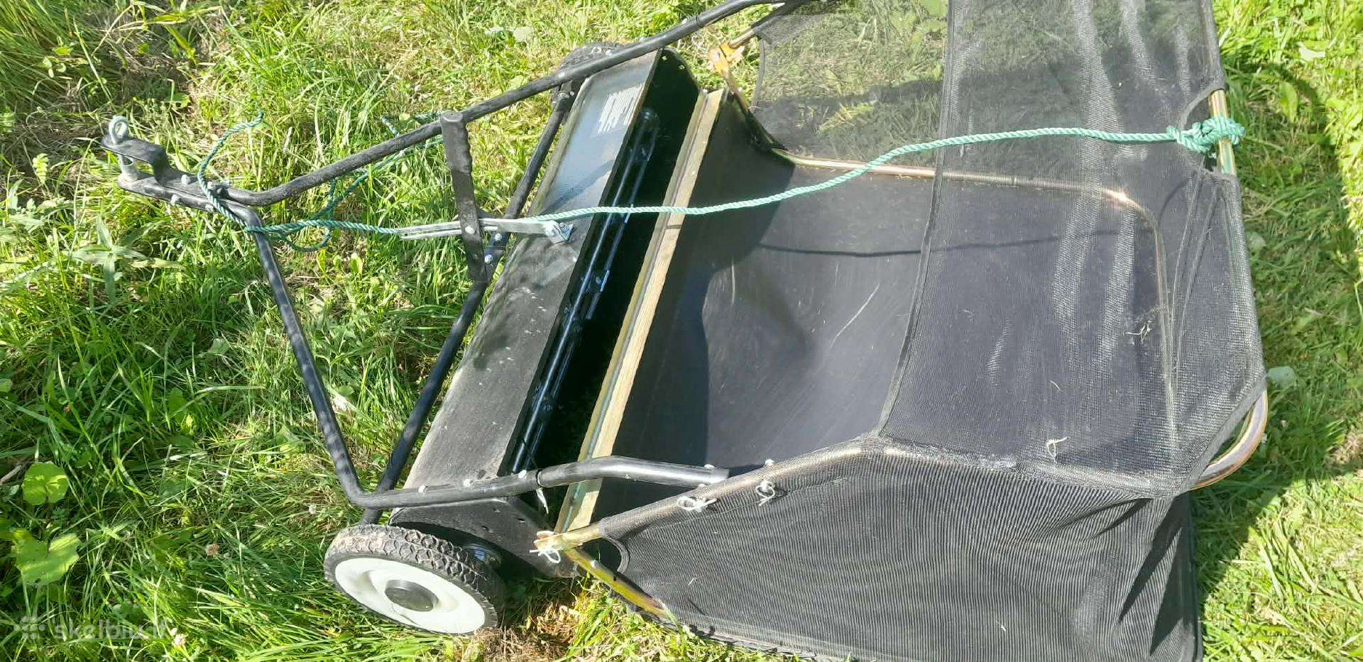 Rinktuvas žolės ir lapų 122 cm