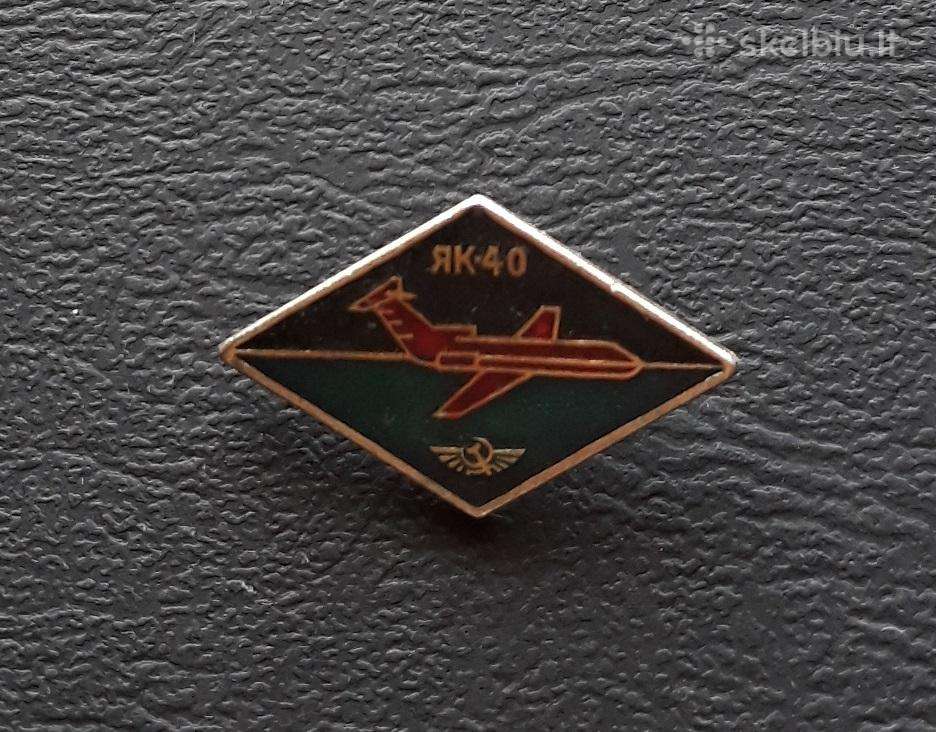 Aviacija Jak-40 05