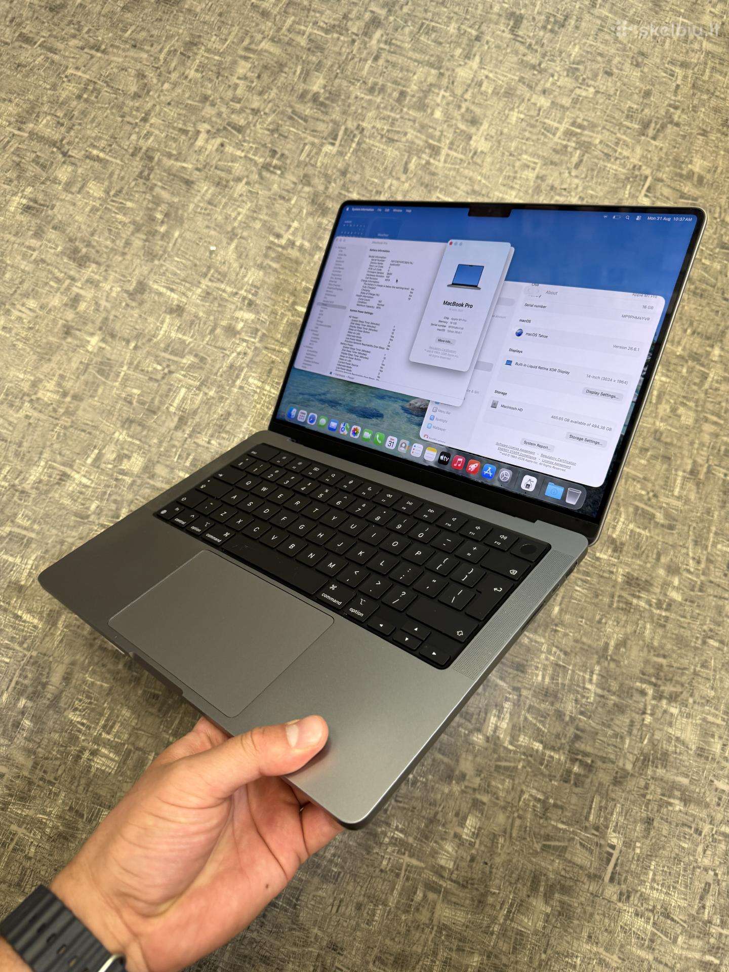 MacBook pro 14