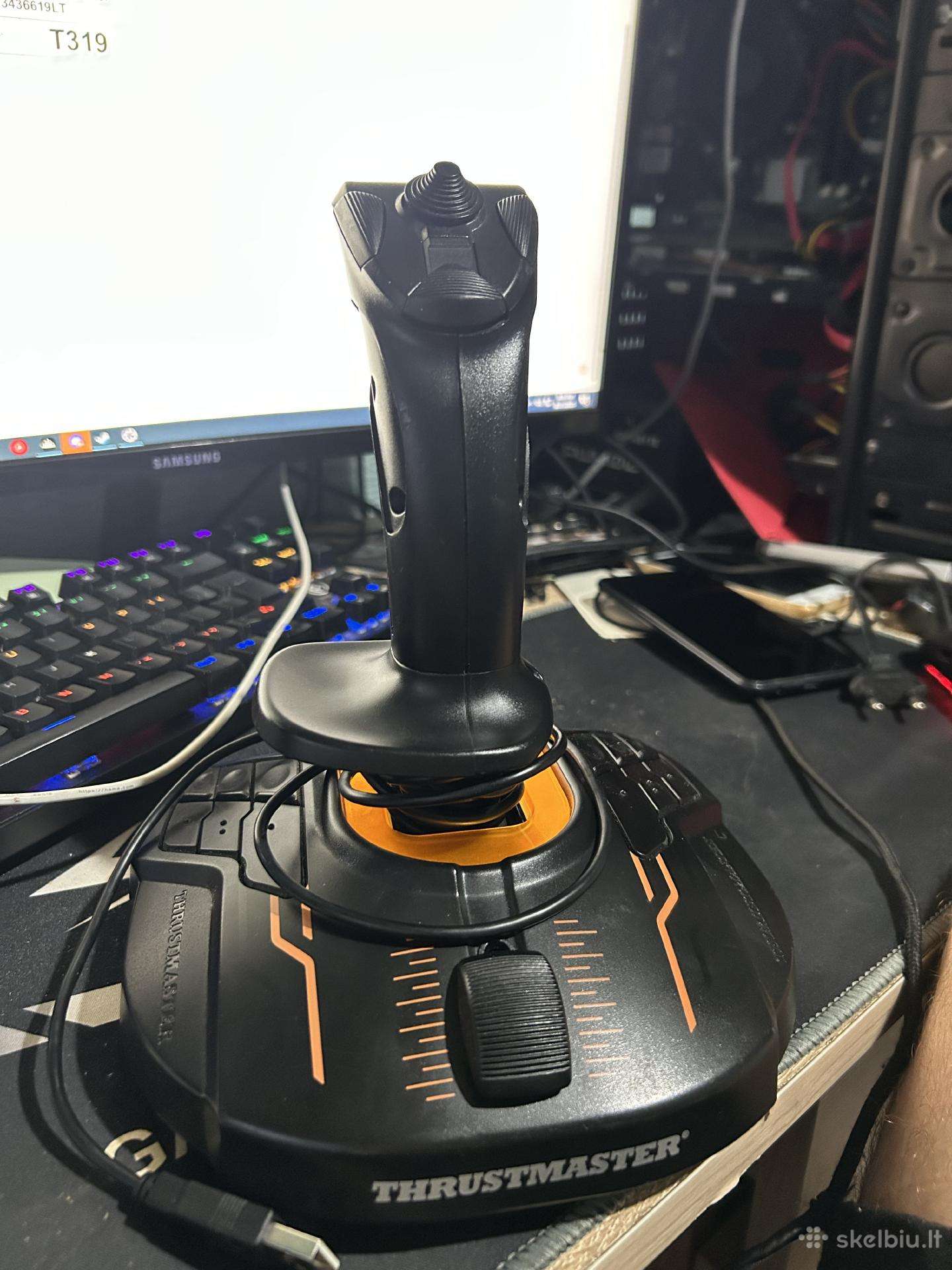 Skraidymo simulatoriu joystick thrustmaster