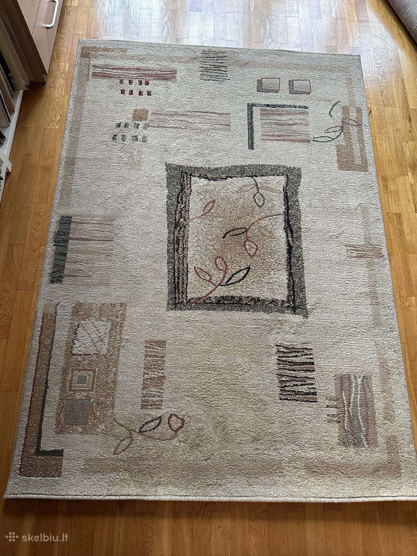 Kilimas, 133 x 190 cm.
