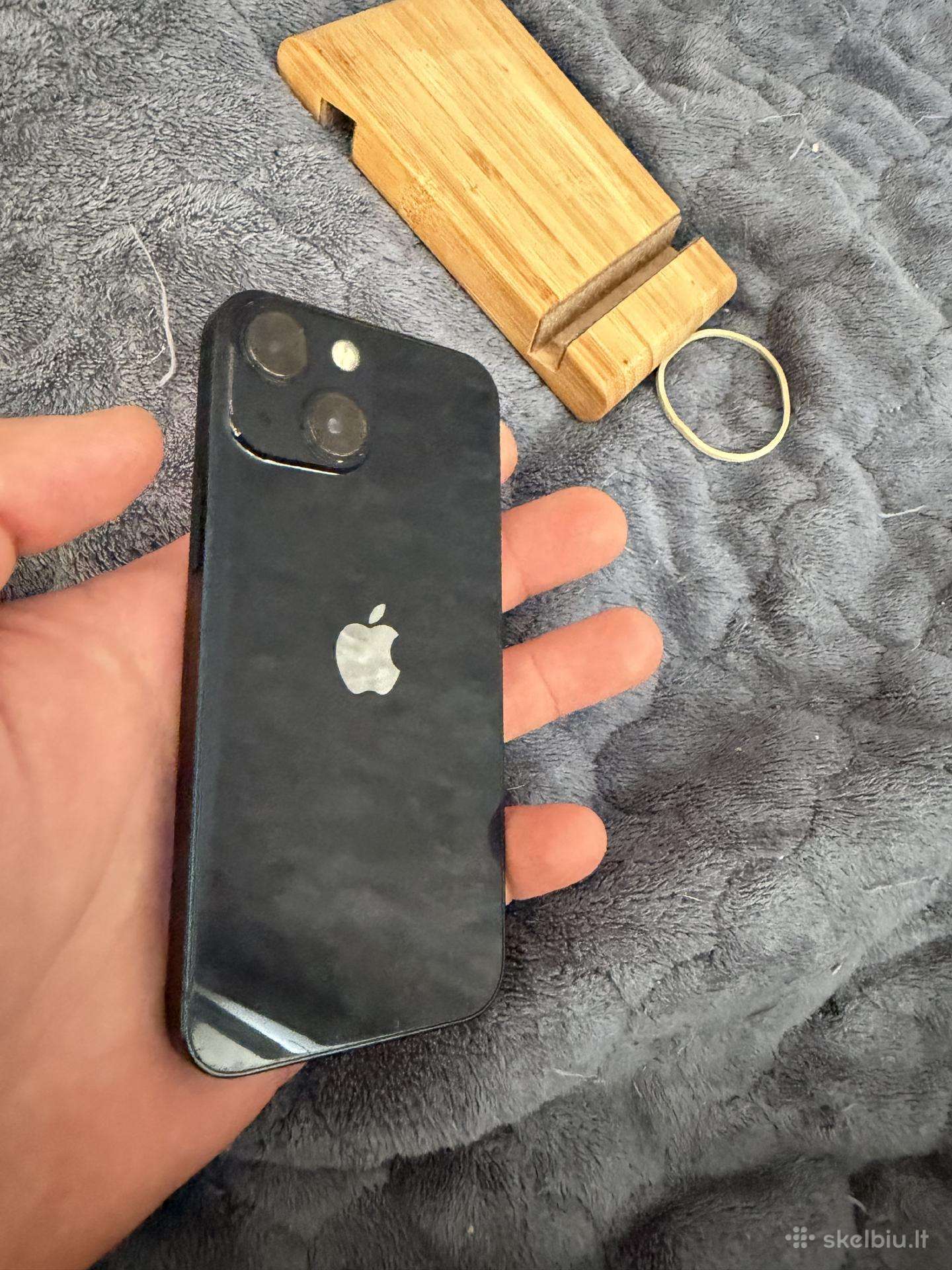 iPhone 13 mini