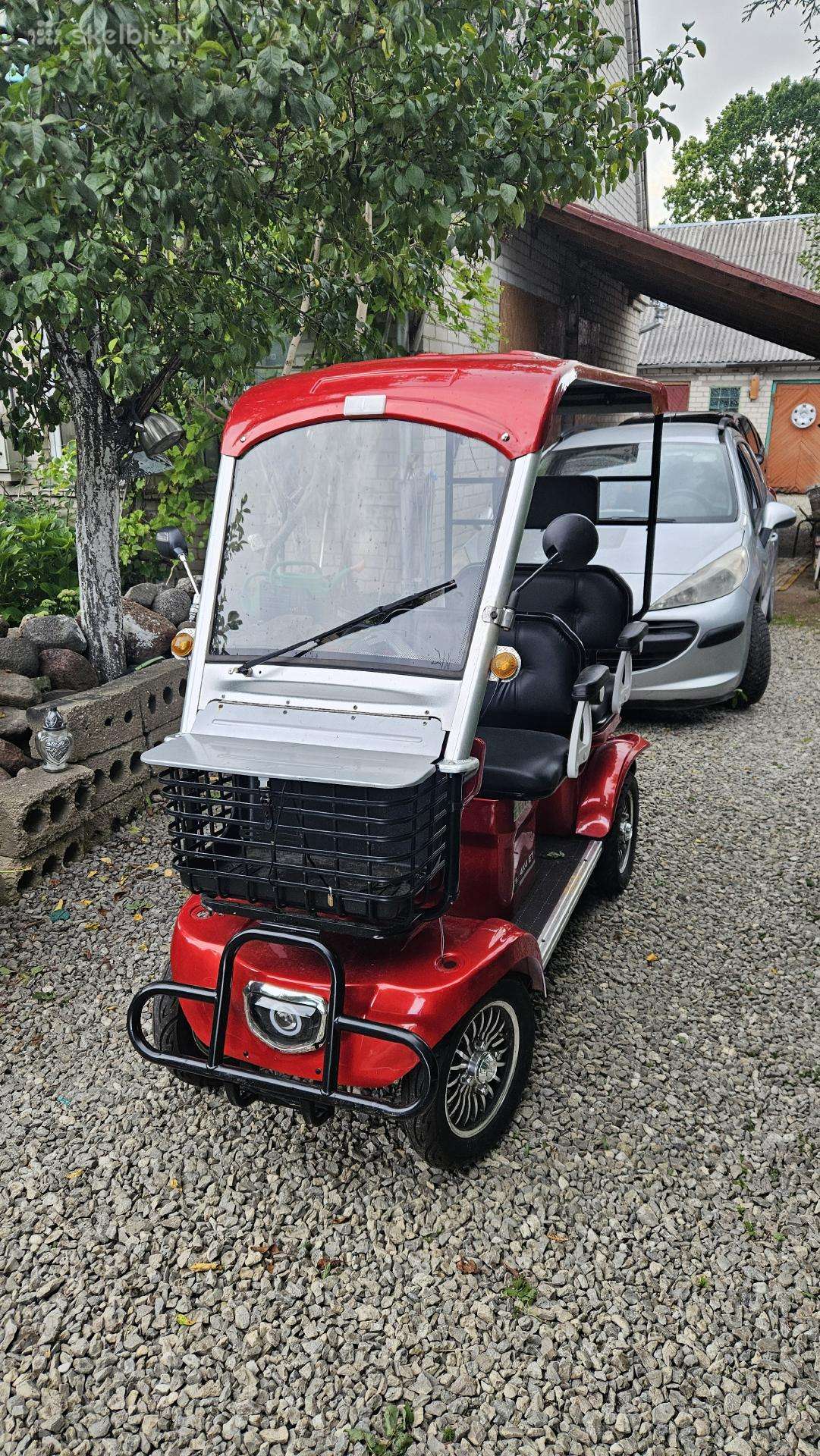 Ekomoto scooteris