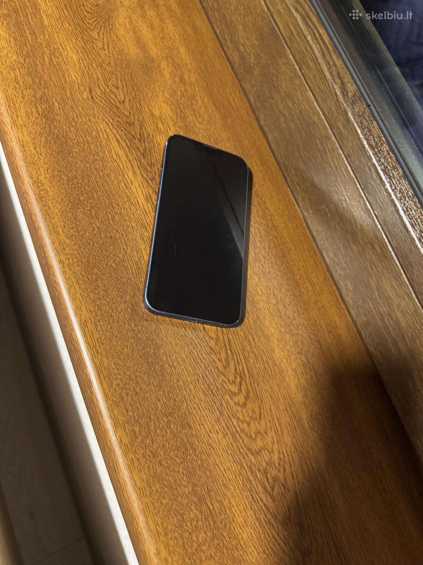 Parduodamas iPhone 13 blue 128gb