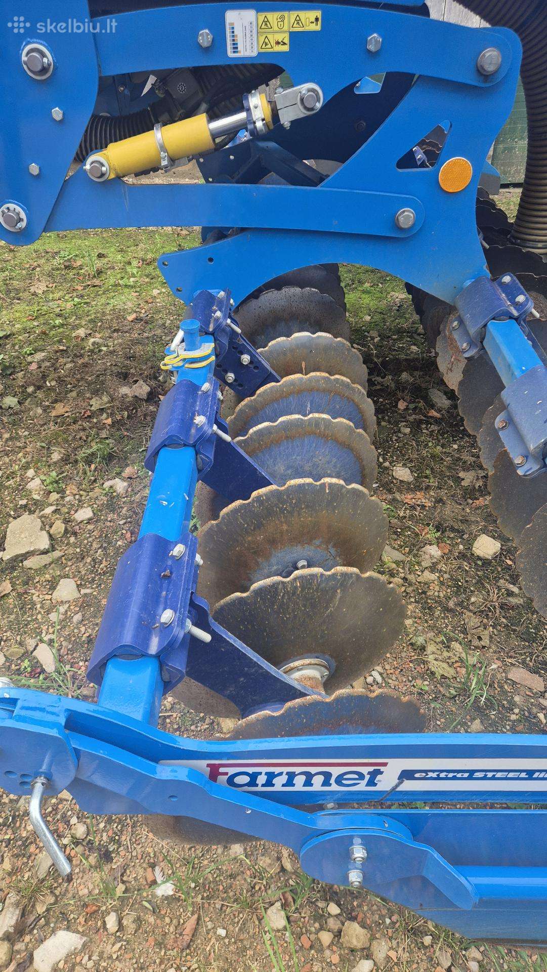 Farmet 4, seeders, planters