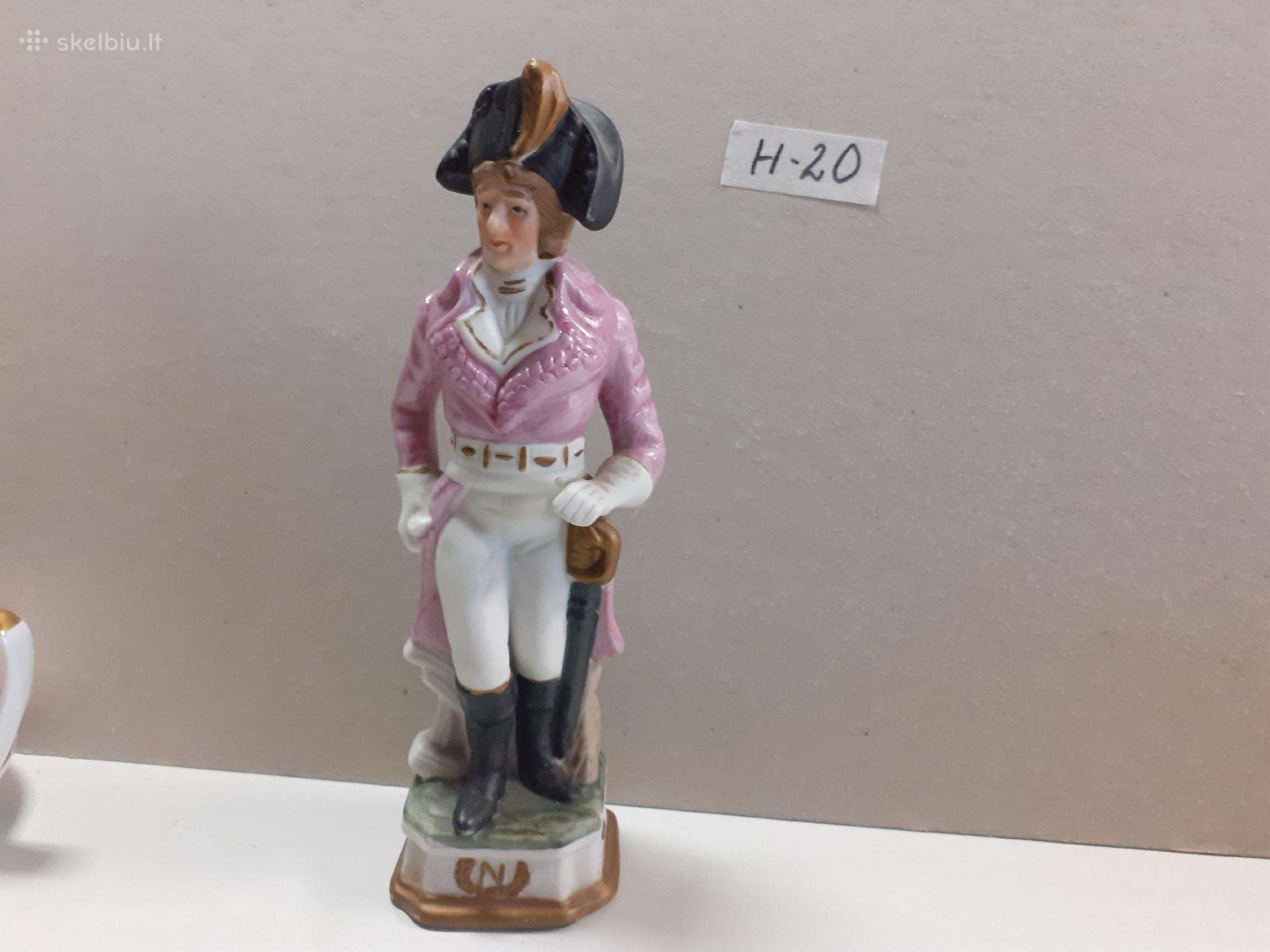 Porcelianinis Napoleono armijos maršalas Capodimon