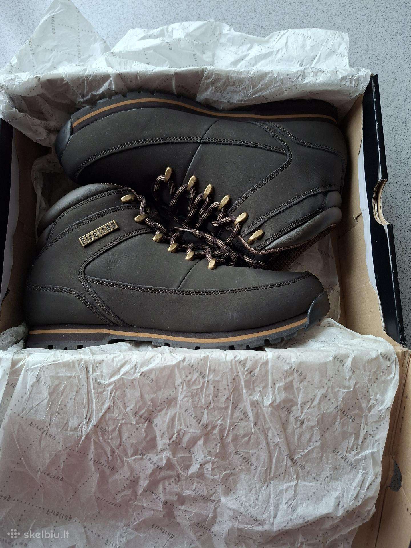 44 dydžio Firetrap batai