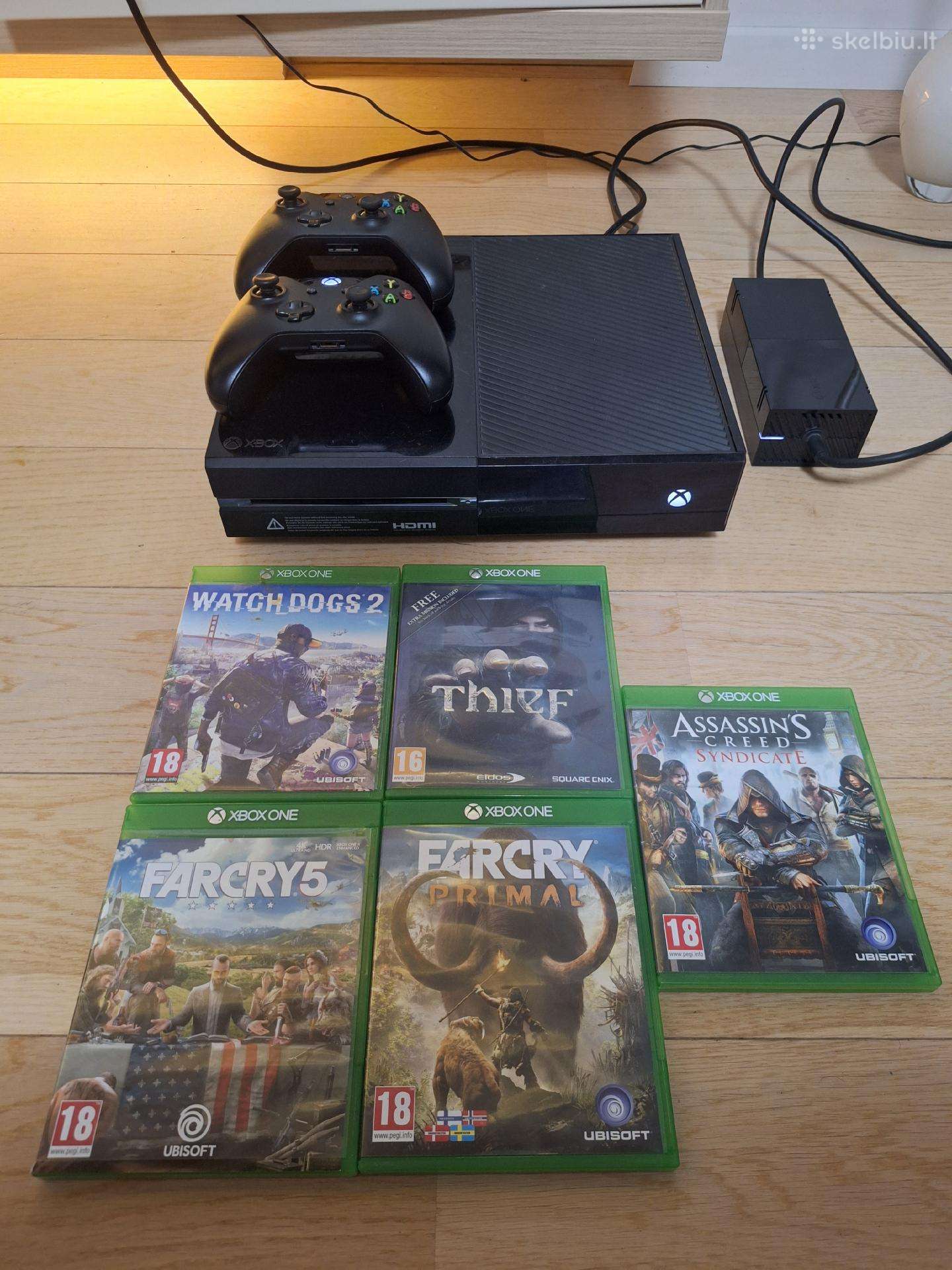 Parduodamas Xbox one.