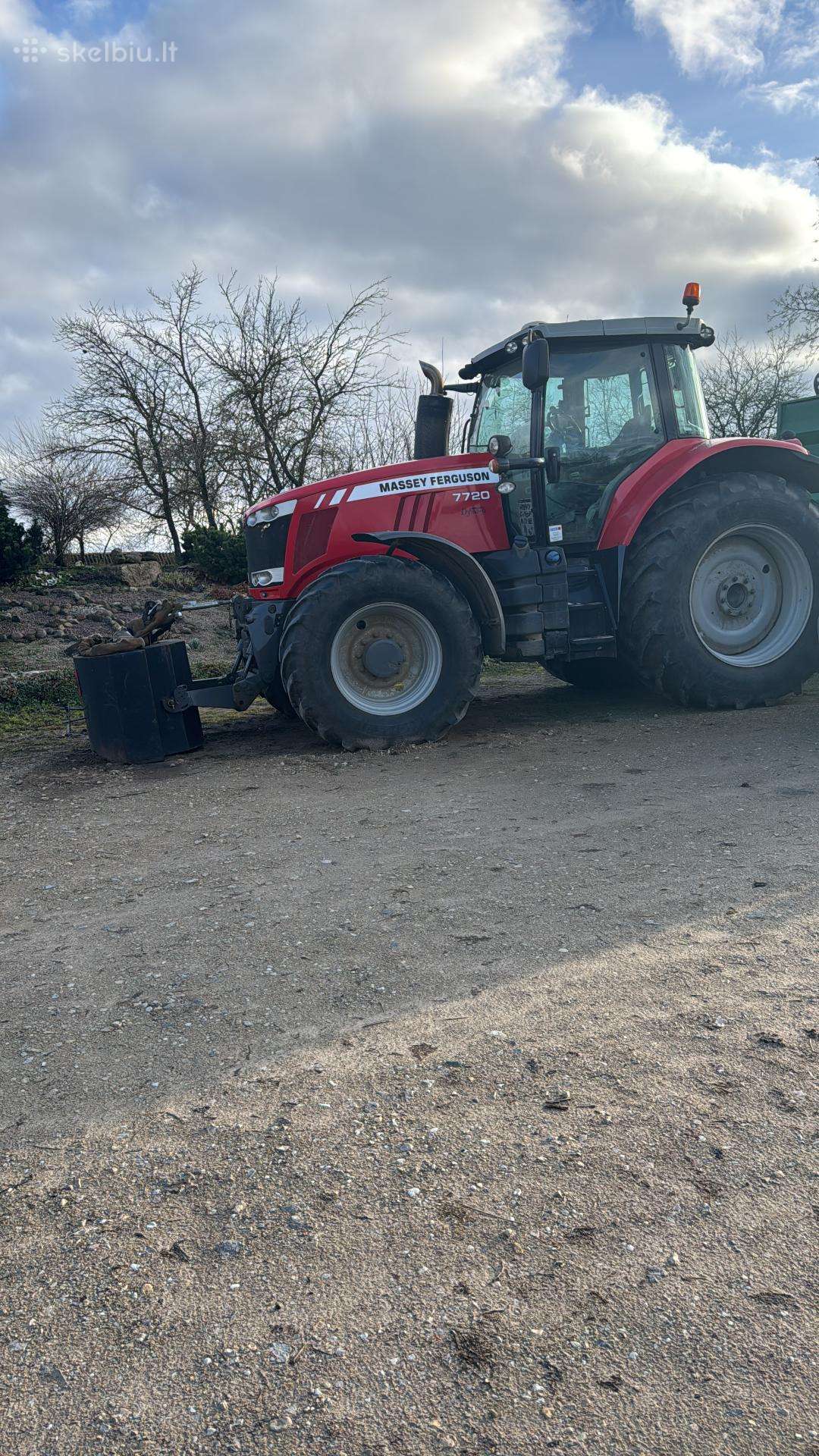 Case 310, tractors