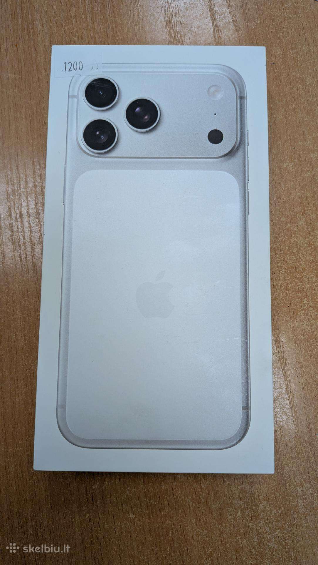 iPhone 17pro Max 256gb. silver