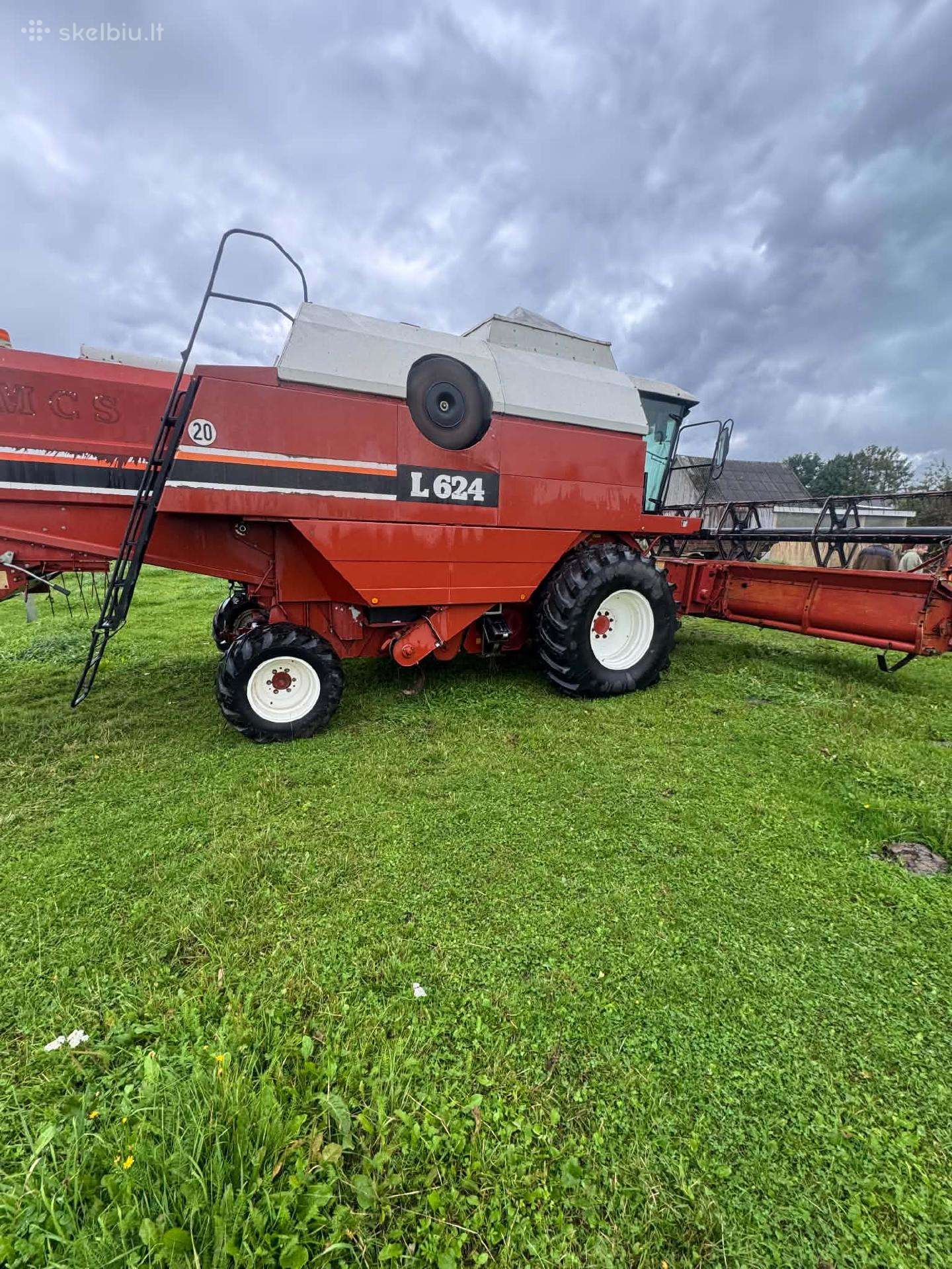 Laverda 624, combine harvesters