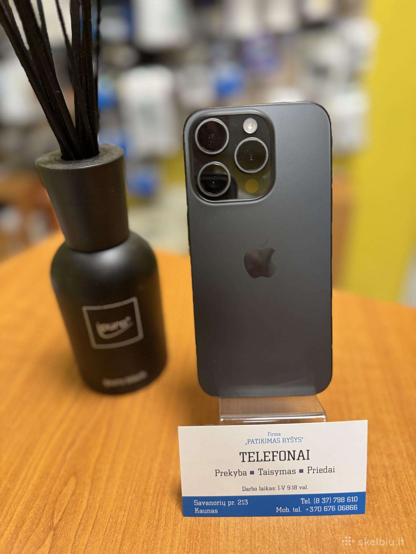 iPhone 15pro 256gb Black Su Garantija