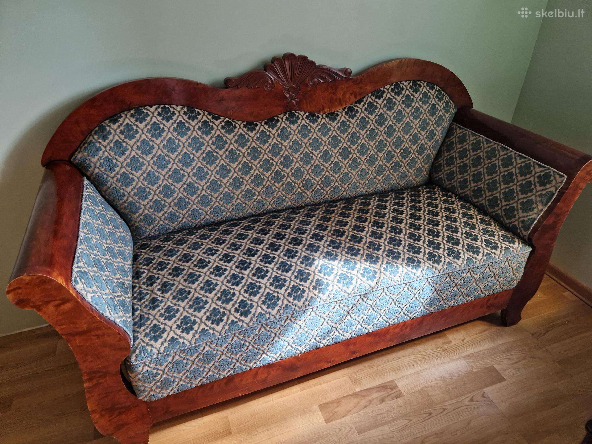 Antikvarinė sofa