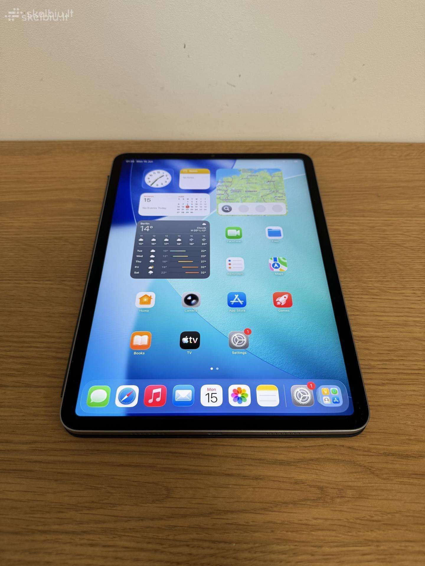 Apple iPad Pro 11 2022 M2 128gb su Smart Folio