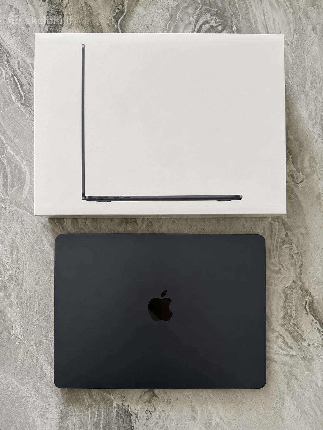 Parduodamas „Apple MacBook Air 13,6“ su M2