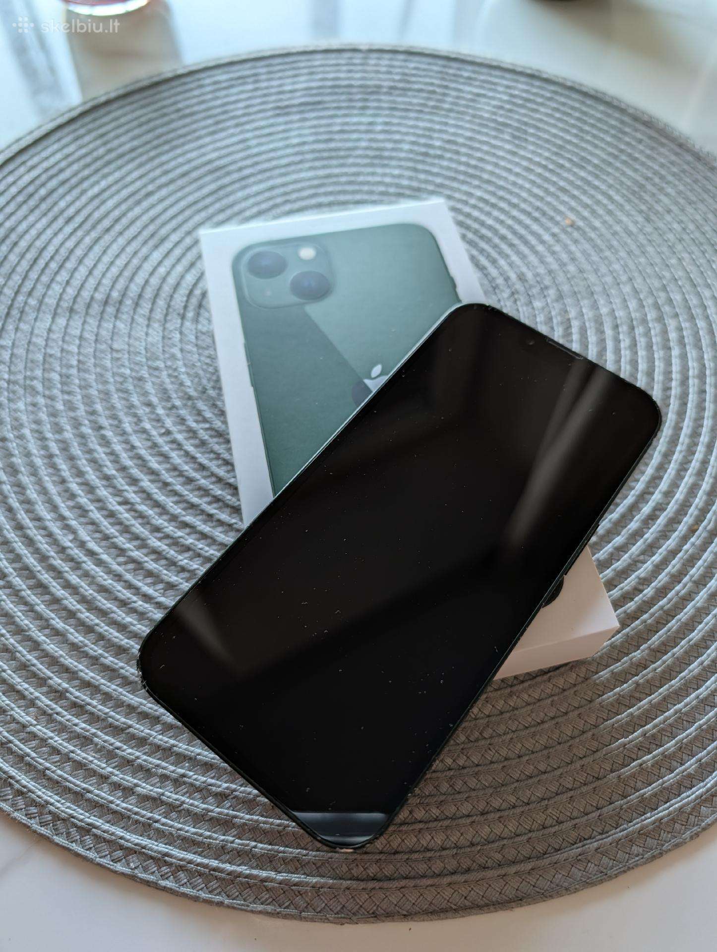 iPhone 13