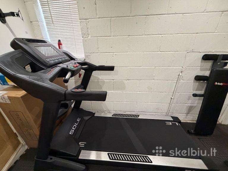 Bėgimo takelis Sole Fitness F85