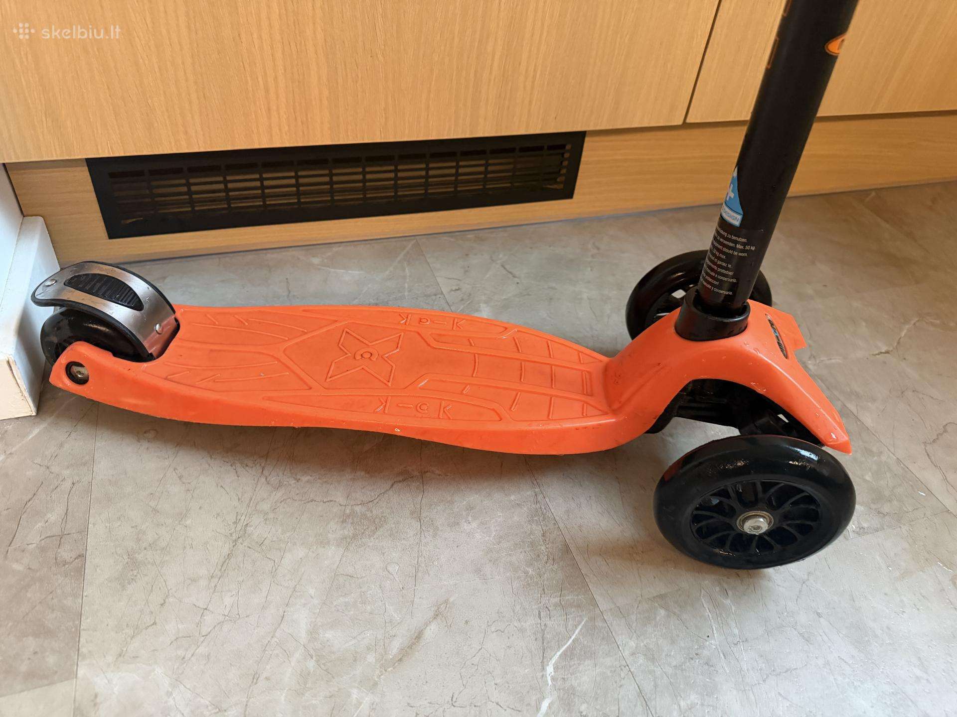 Beveik naujas Micro paspirtukas