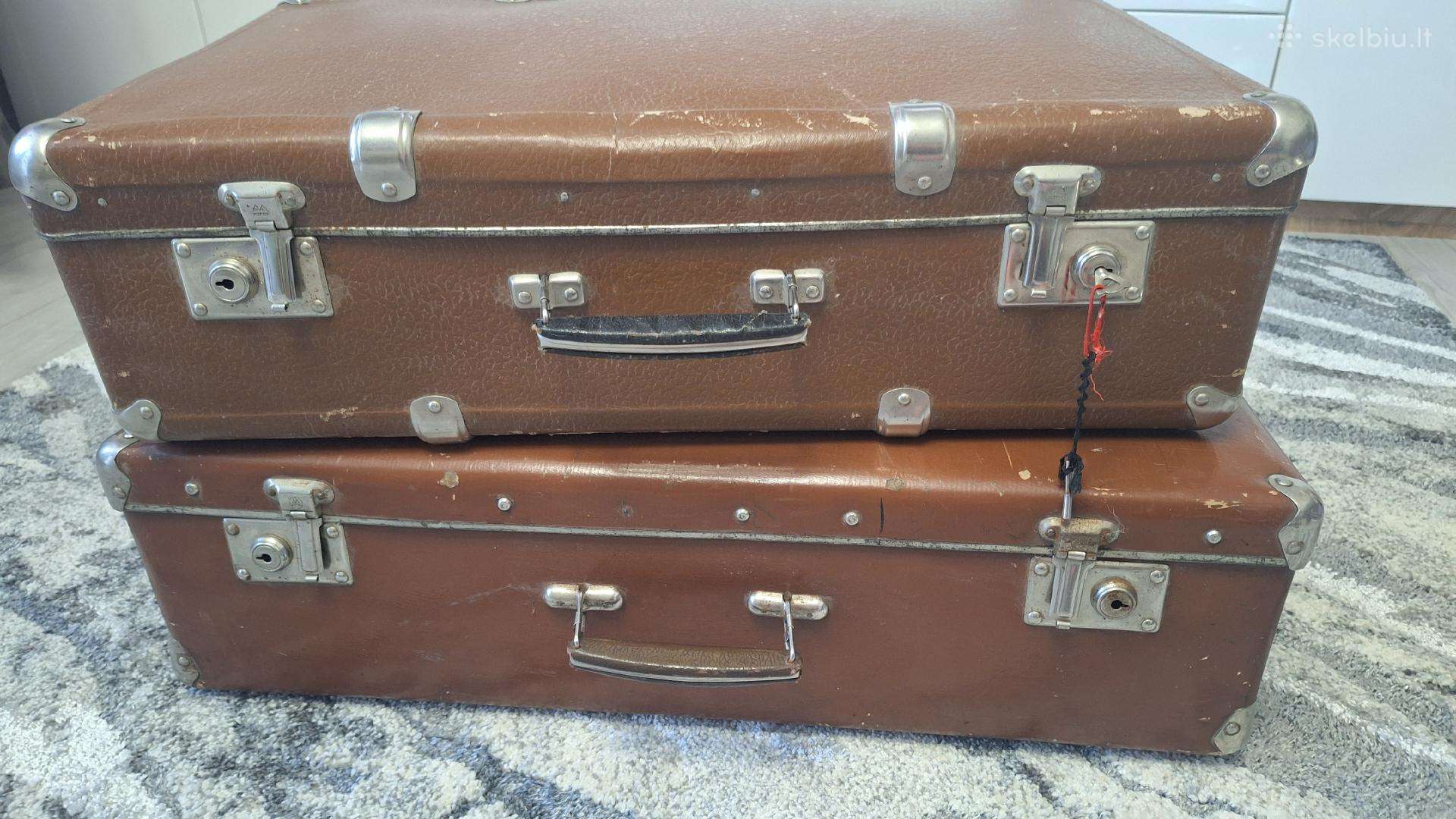 Senoviniai lagaminai 2vnt. 50 €