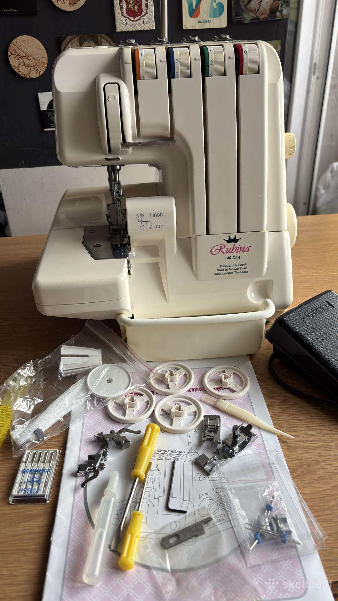 Buitinis overlokas Rubin 740dsa