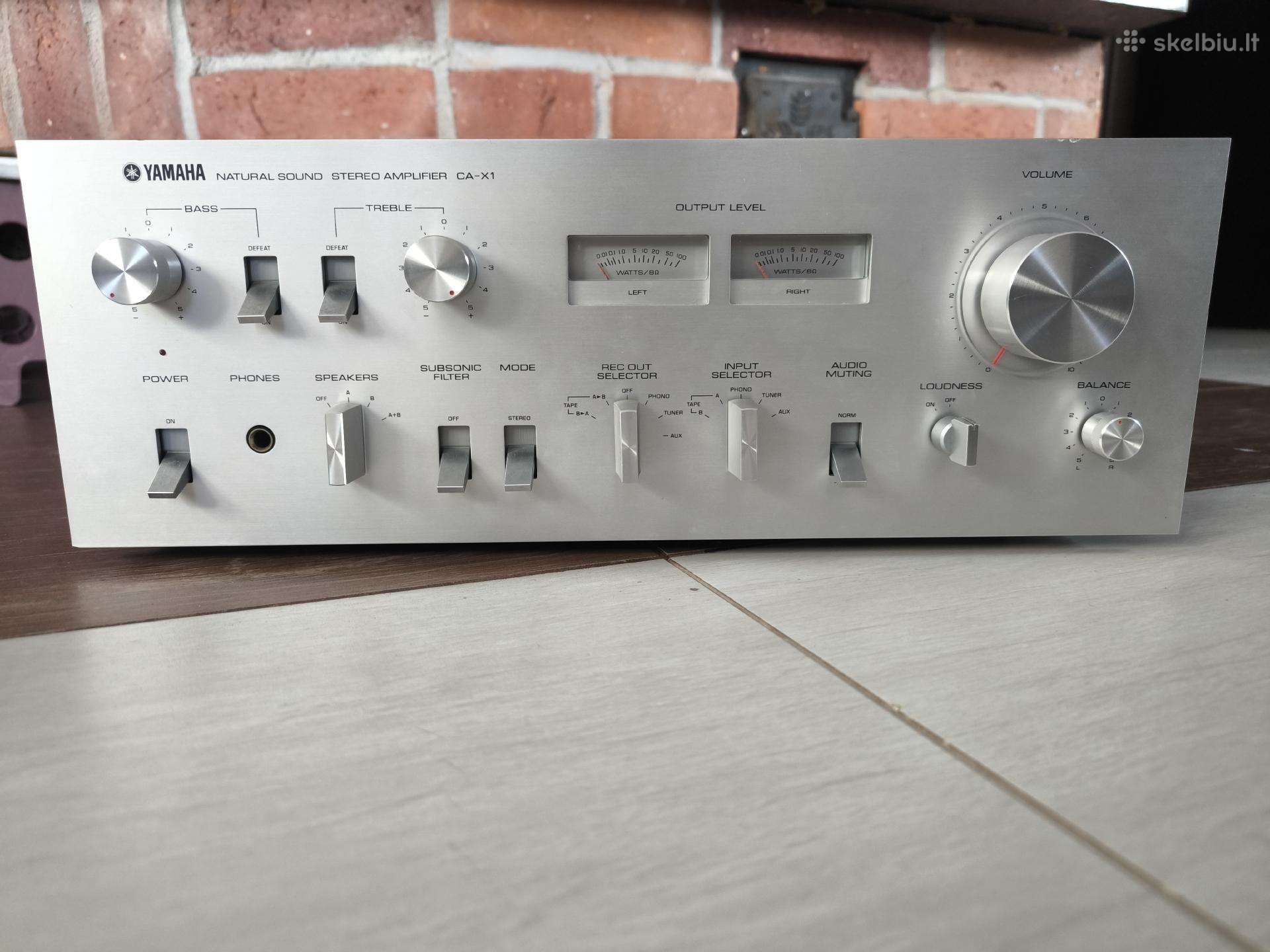 Yamaha Ca-x1 stiprintuvas