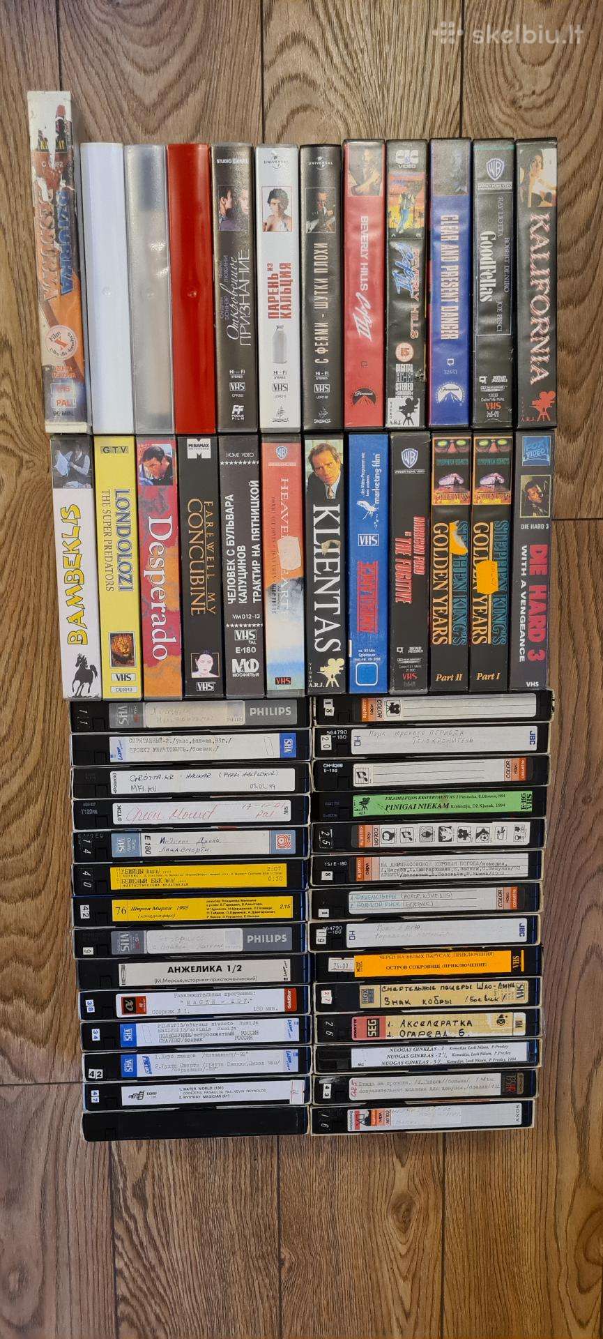 Senų Vhs kasečių rinkinys (apie 50 vienetų)