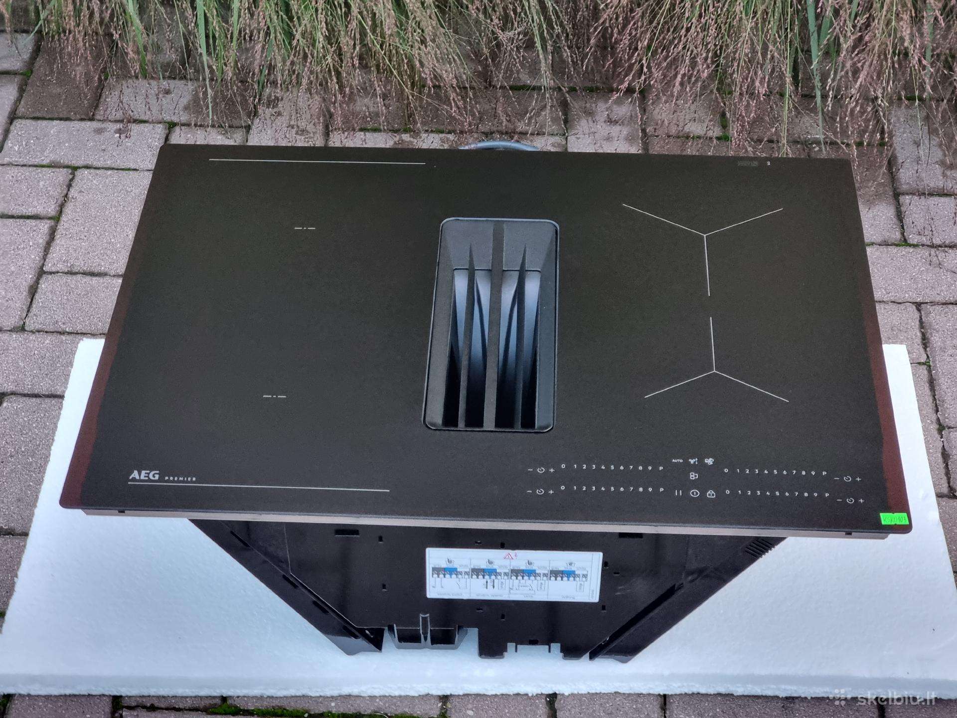 Nauja matinė Aeg Xub6745is plotis 70 cm+garantija