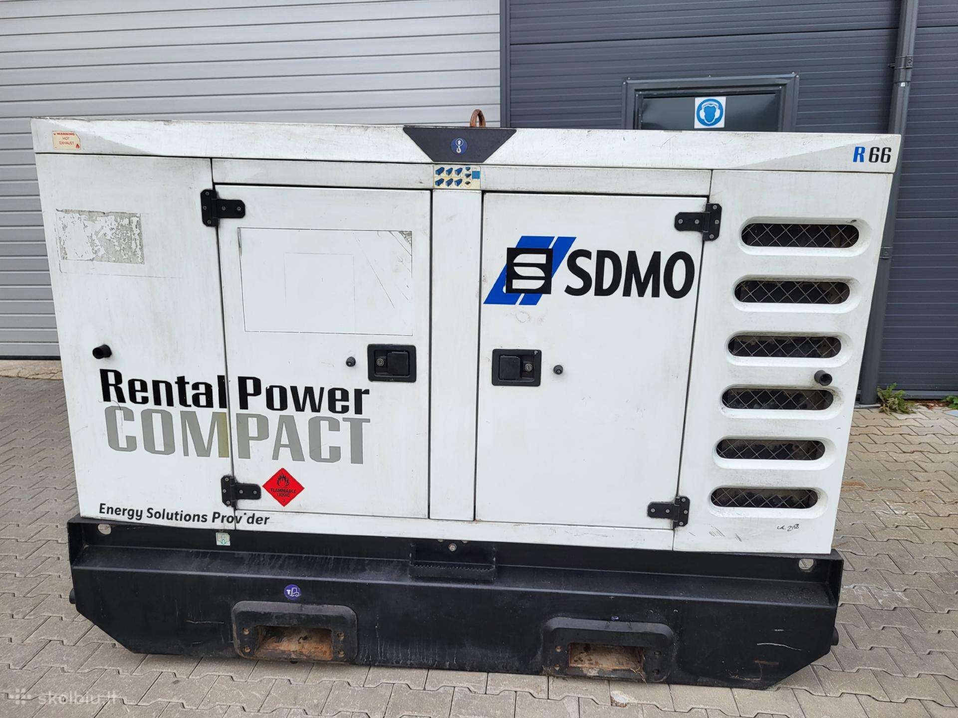 Parduodamas dyzelinis elektros generatorius176kw