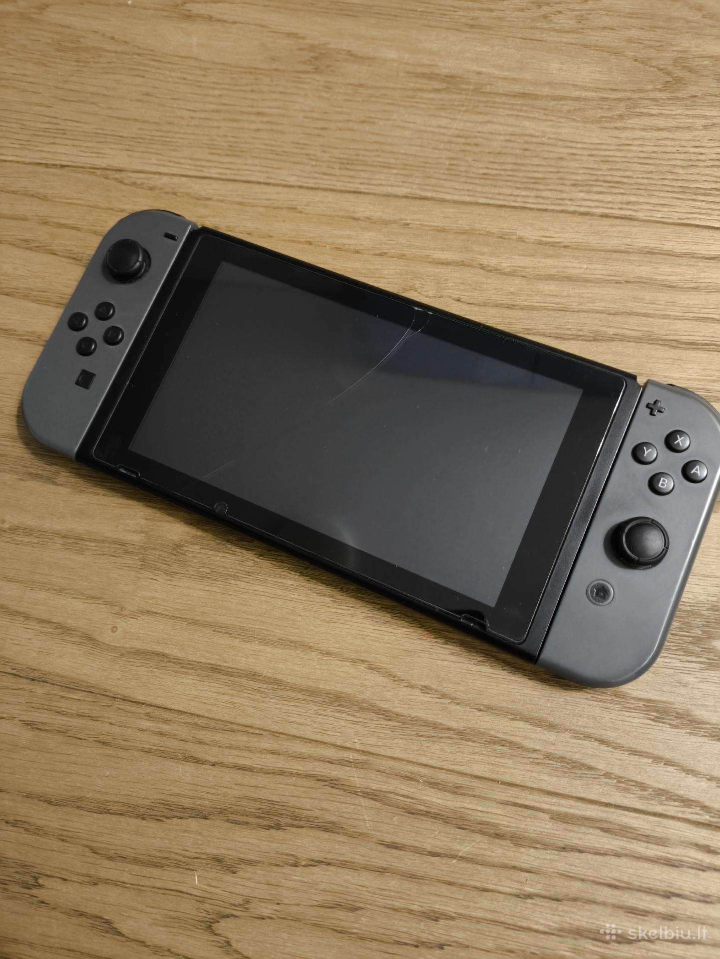 Parduodu nintendo switch . Viskas aprašyme.