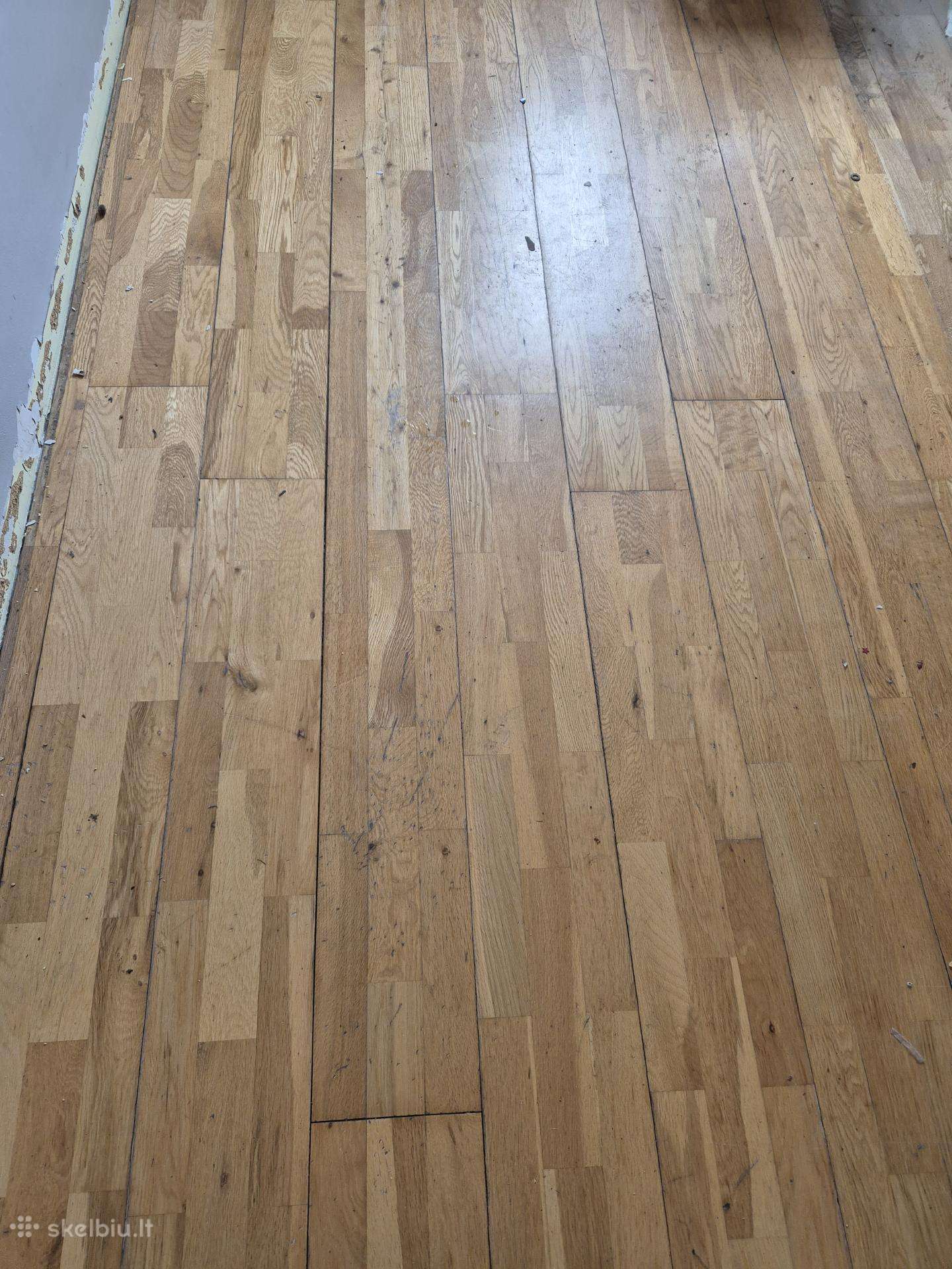 Atiduodu 40m2 parketlenčių ir grindų lentas