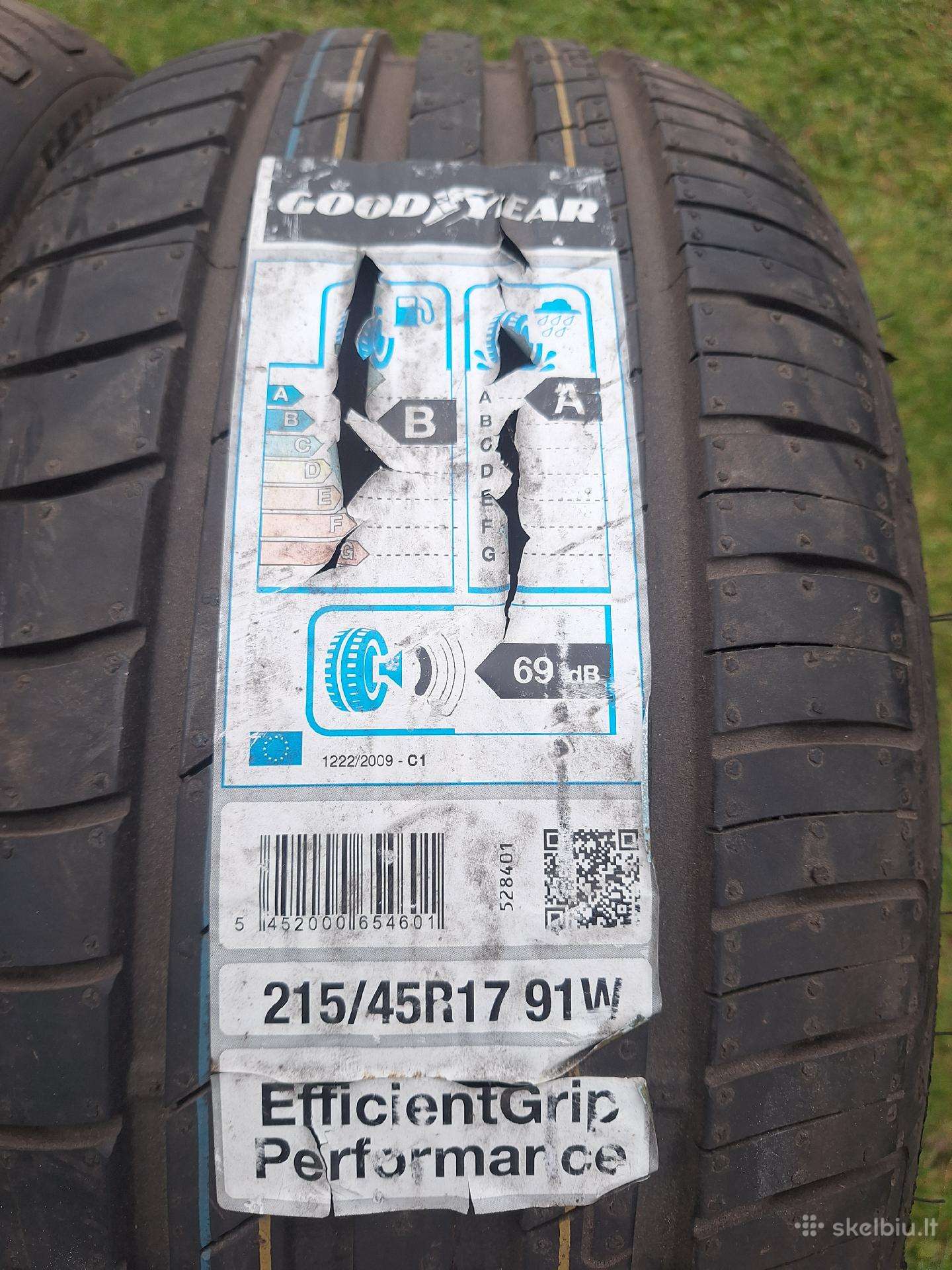 Goodyear, vasarinės 215/45 R17