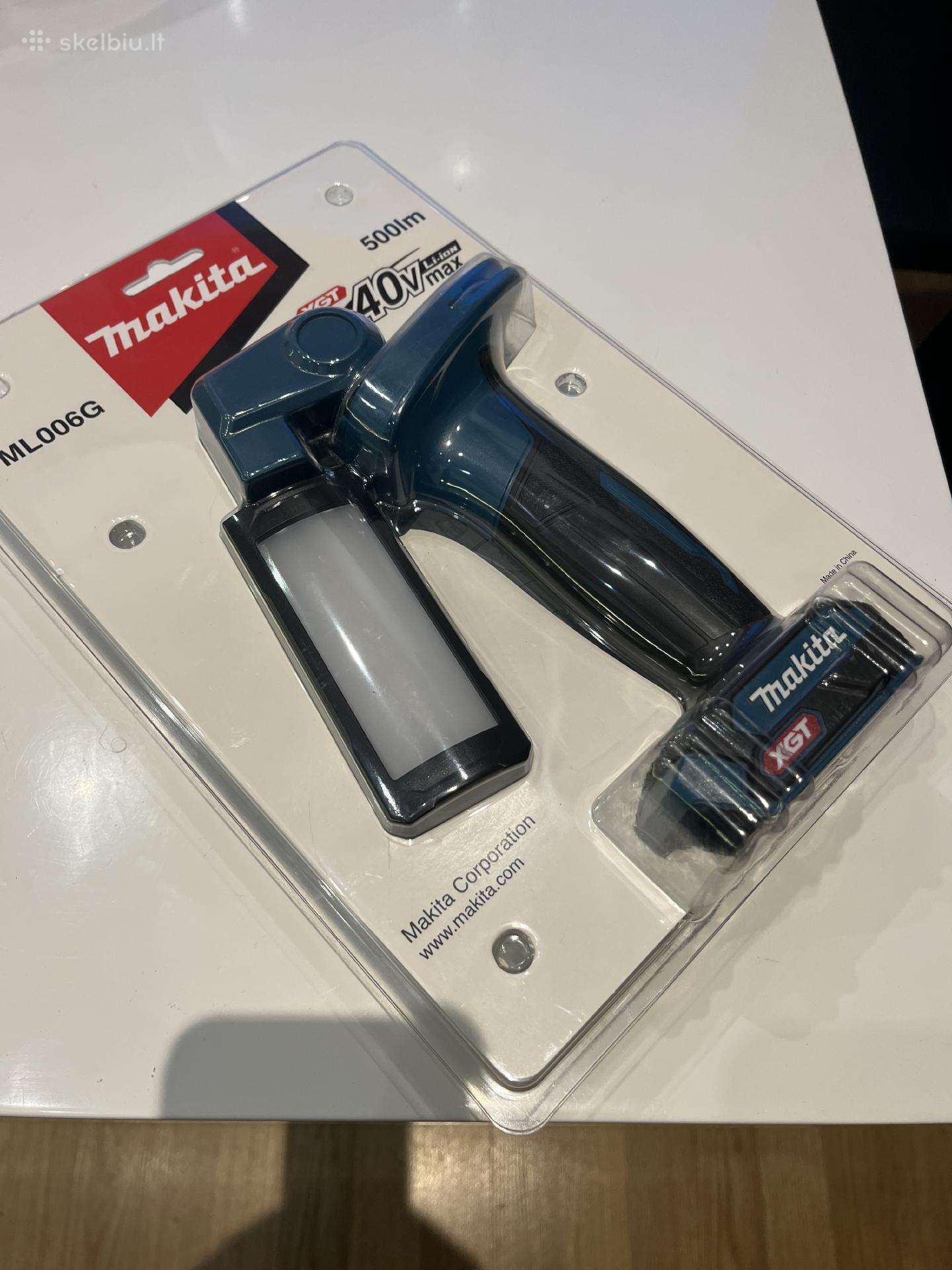 Makita prožektorius 40v