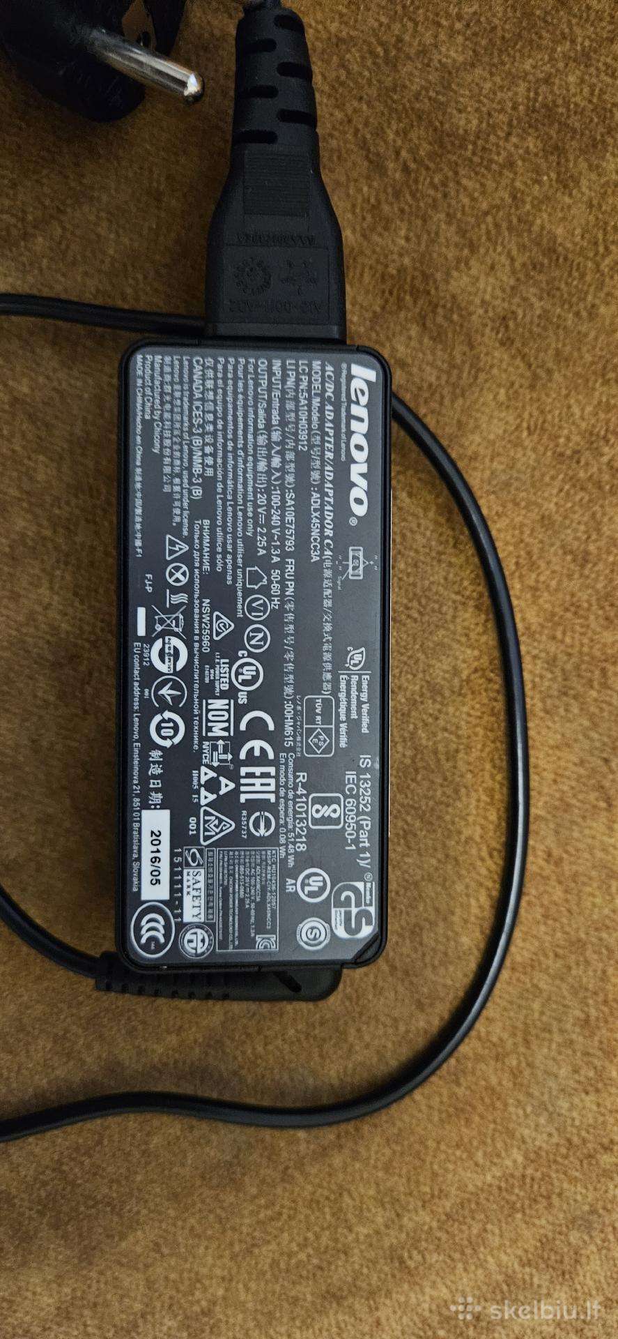 Lenovo pakrovėjas 20w